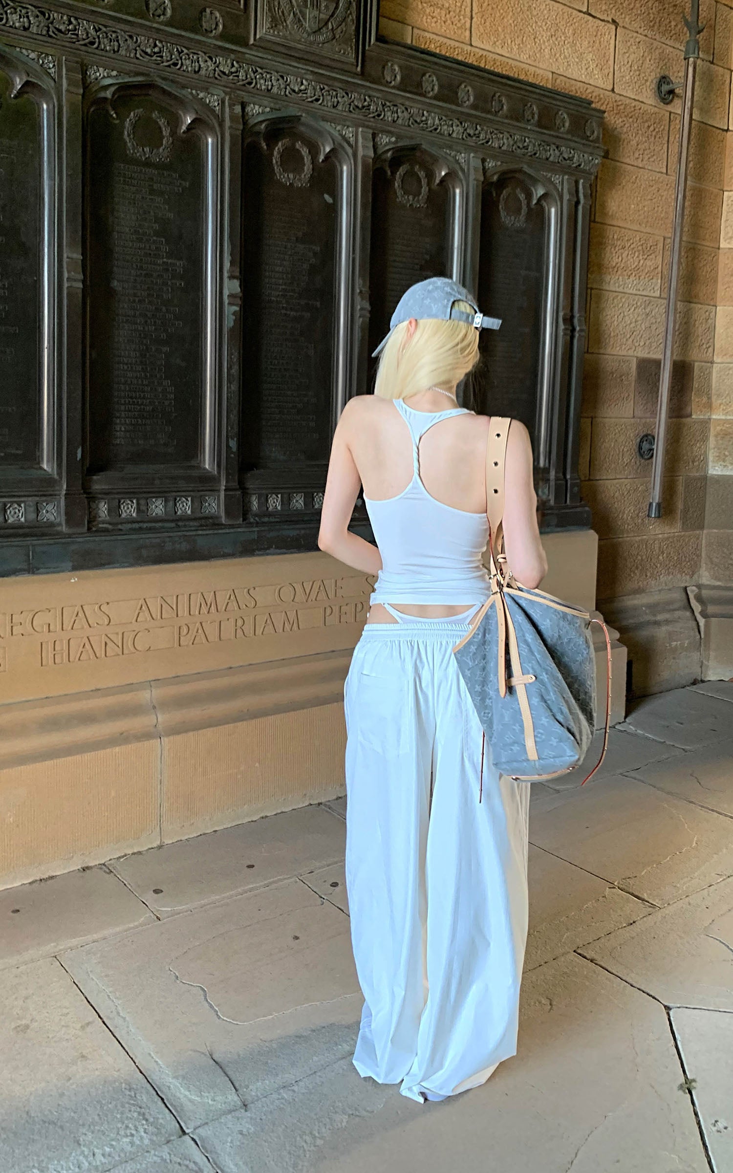 Rase le sol Cross-Print Twisted Back Tank Top - PINKPARKS