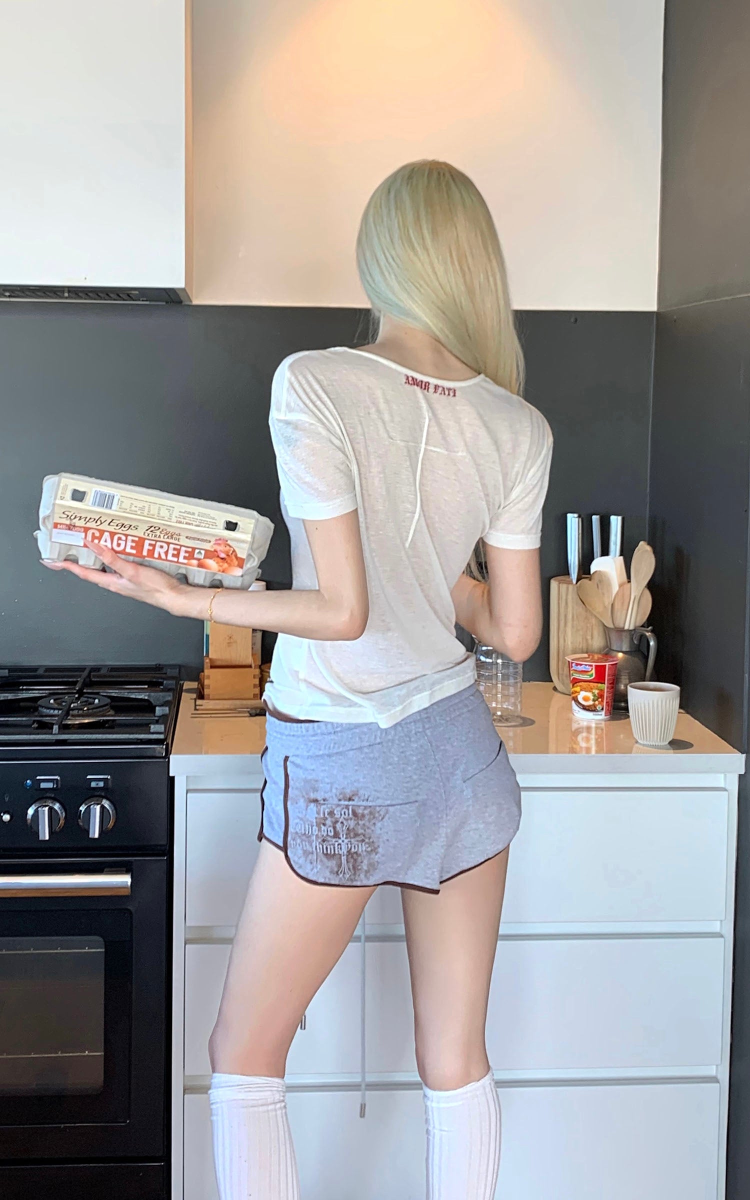 Rase le sol Distressed Ribbed Cotton Shorts - PINKPARKS