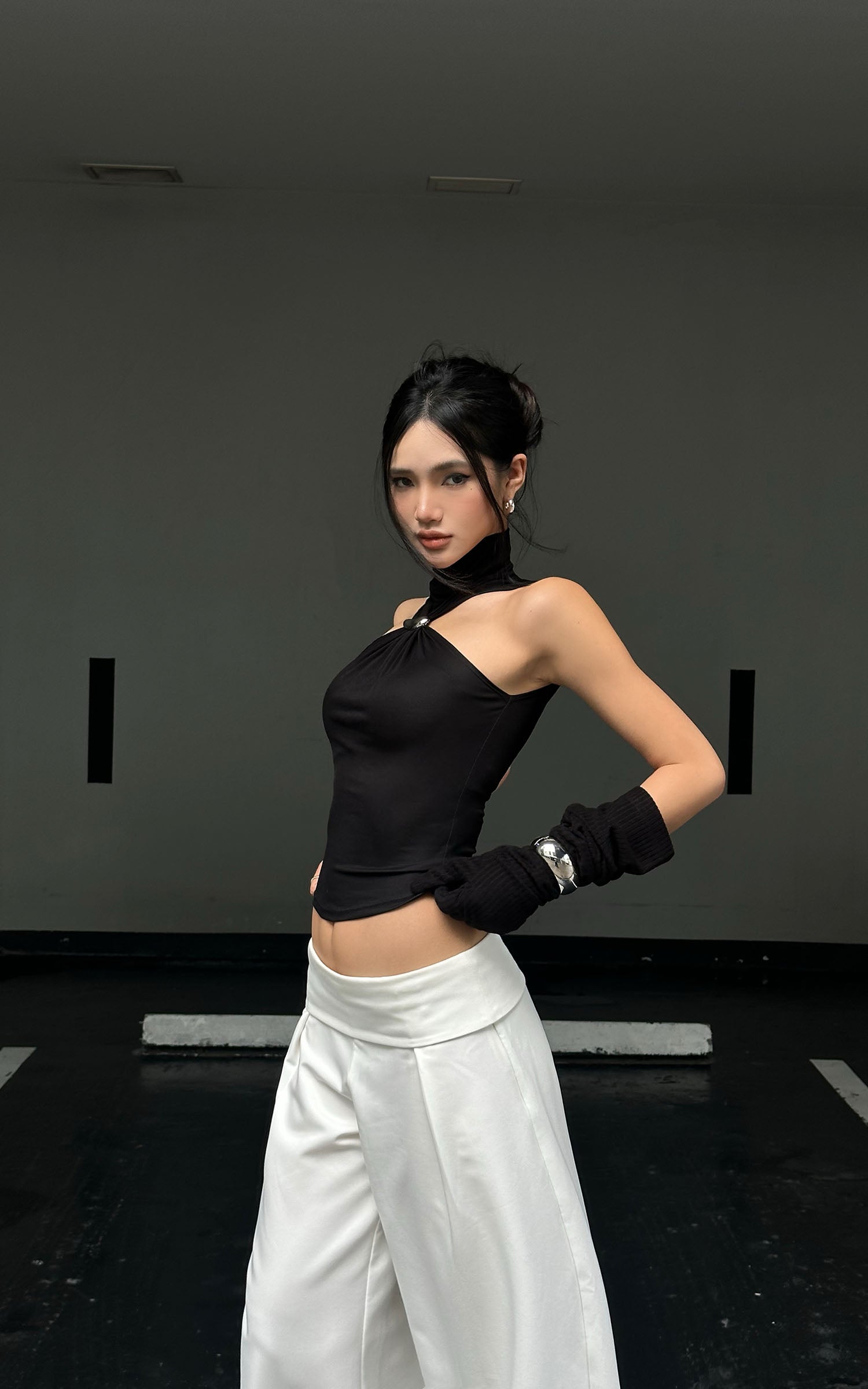 ROVENTE Black Halterneck Top with Metal Clasp - PINKPARKS