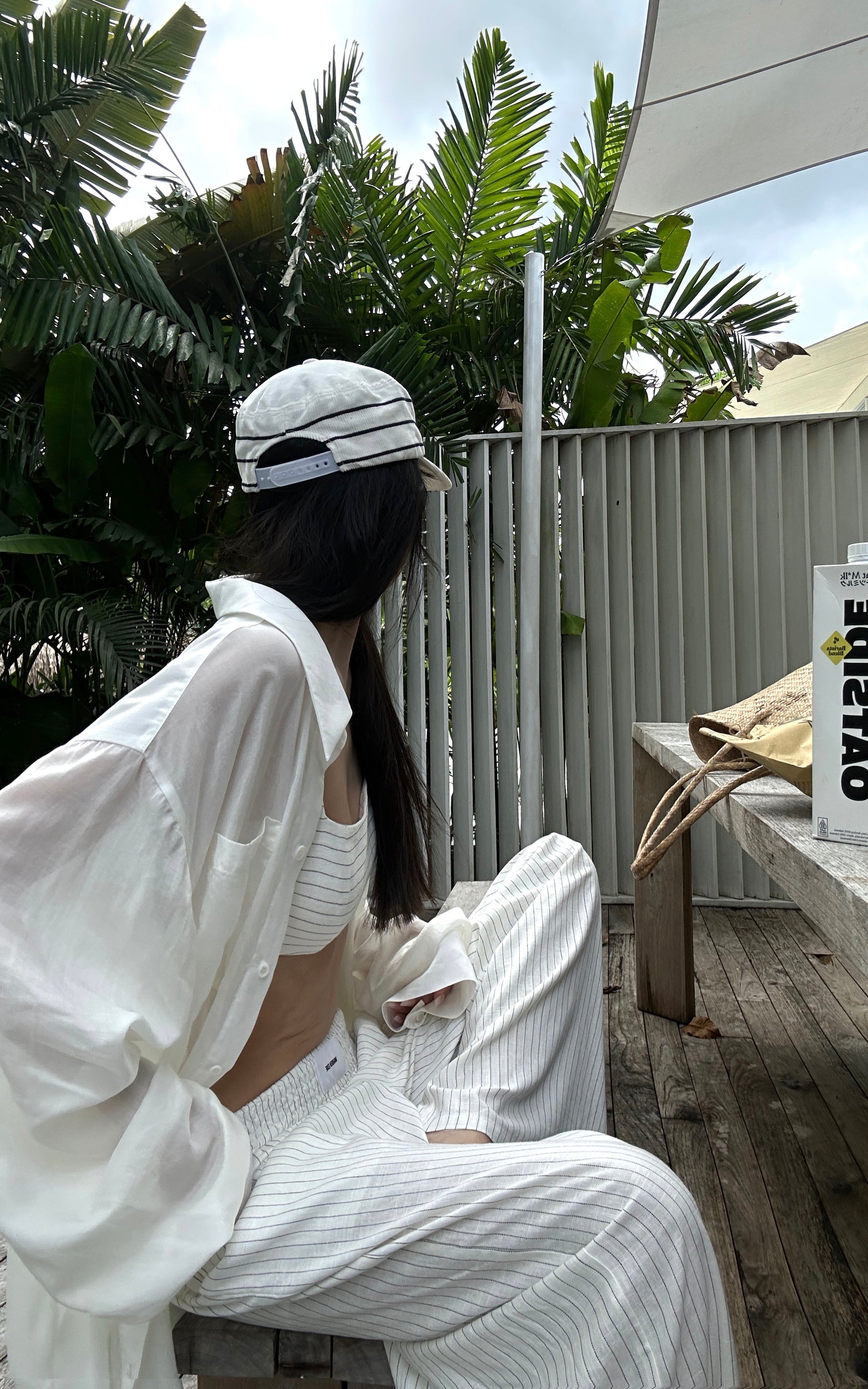 WARDEN EDGE Relaxed-Fit Sheer White Shirt with Patch Pocket - PINKPARKS