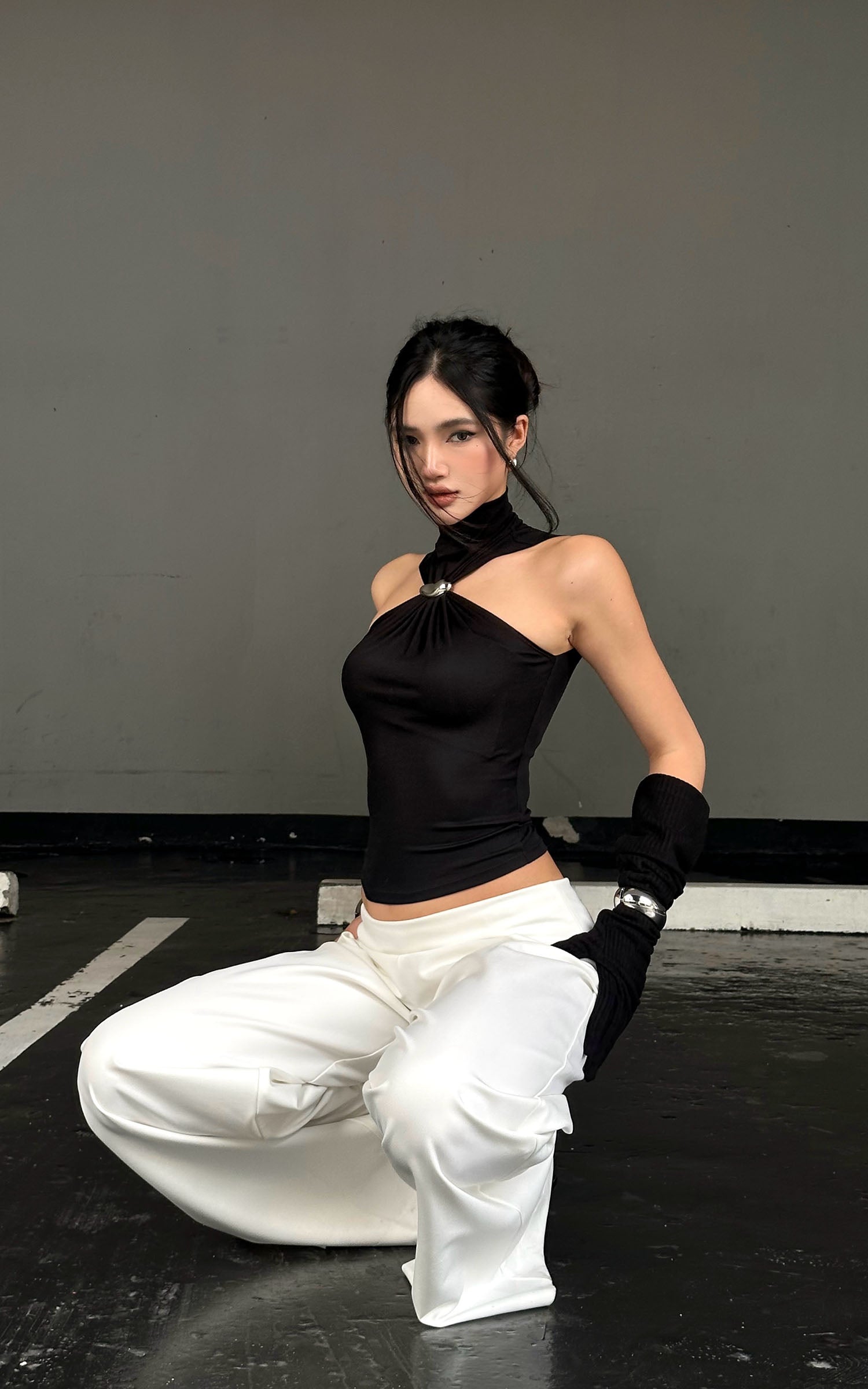 ROVENTE Black Halterneck Top with Metal Clasp - PINKPARKS