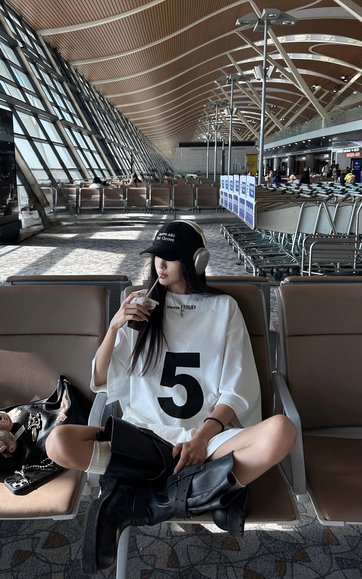 WARDEN EDGE Oversized Graphic Tee with Weekly Print - PINKPARKS