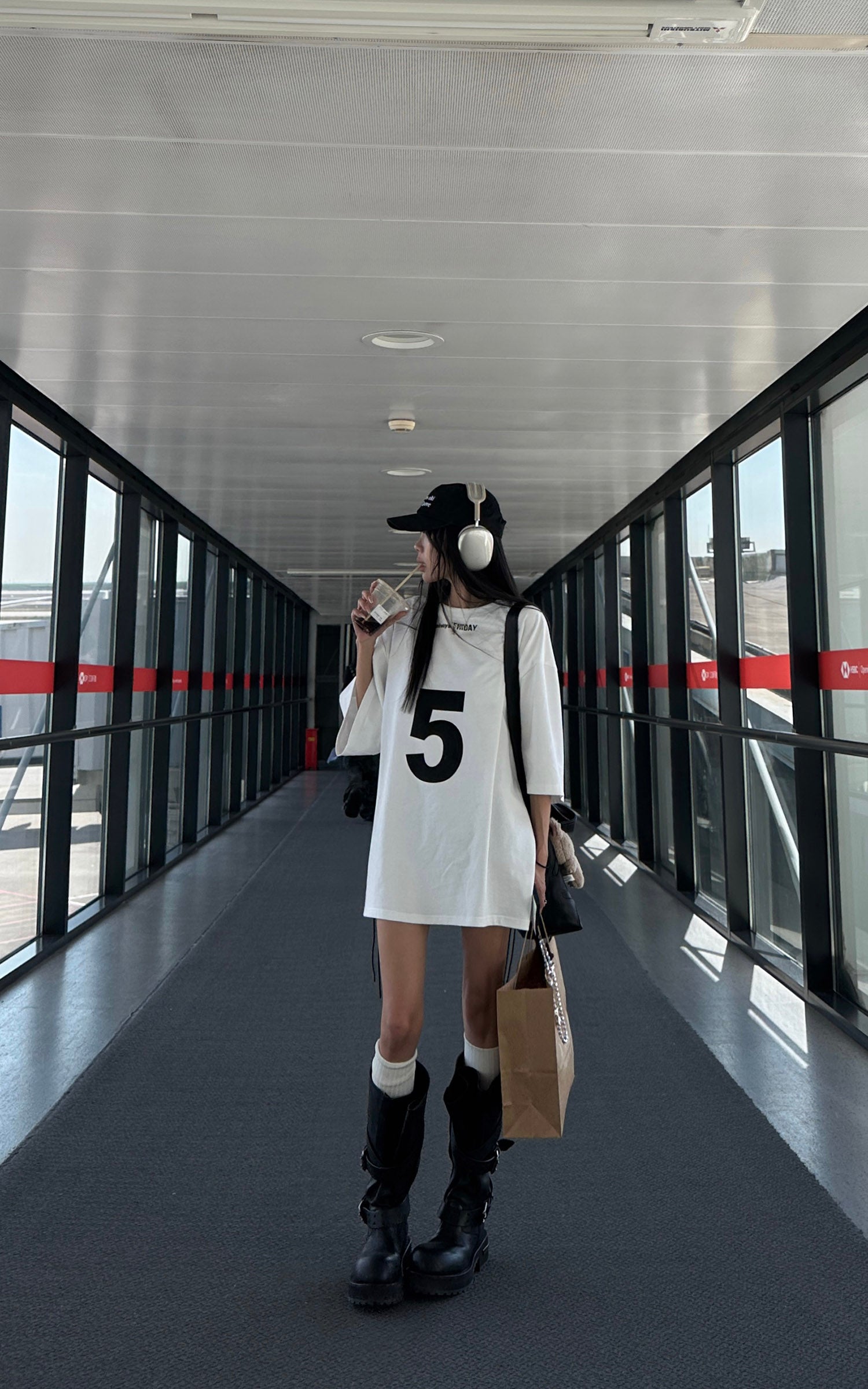 WARDEN EDGE Oversized Graphic Tee with Weekly Print - PINKPARKS