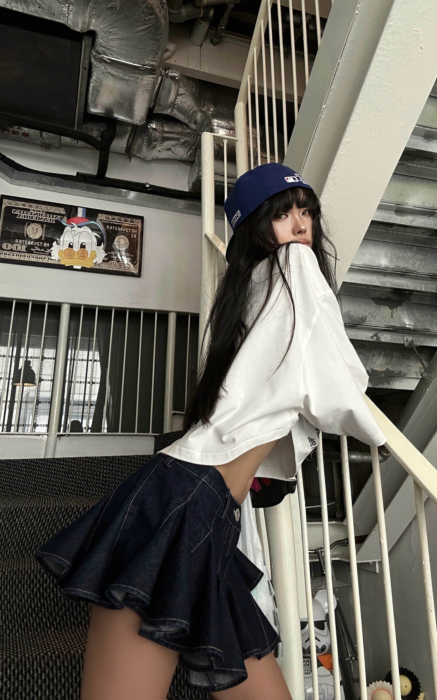 WARDEN EDGE アシンメトリープリーツデニムミニスカート（インナーパンツ付き）