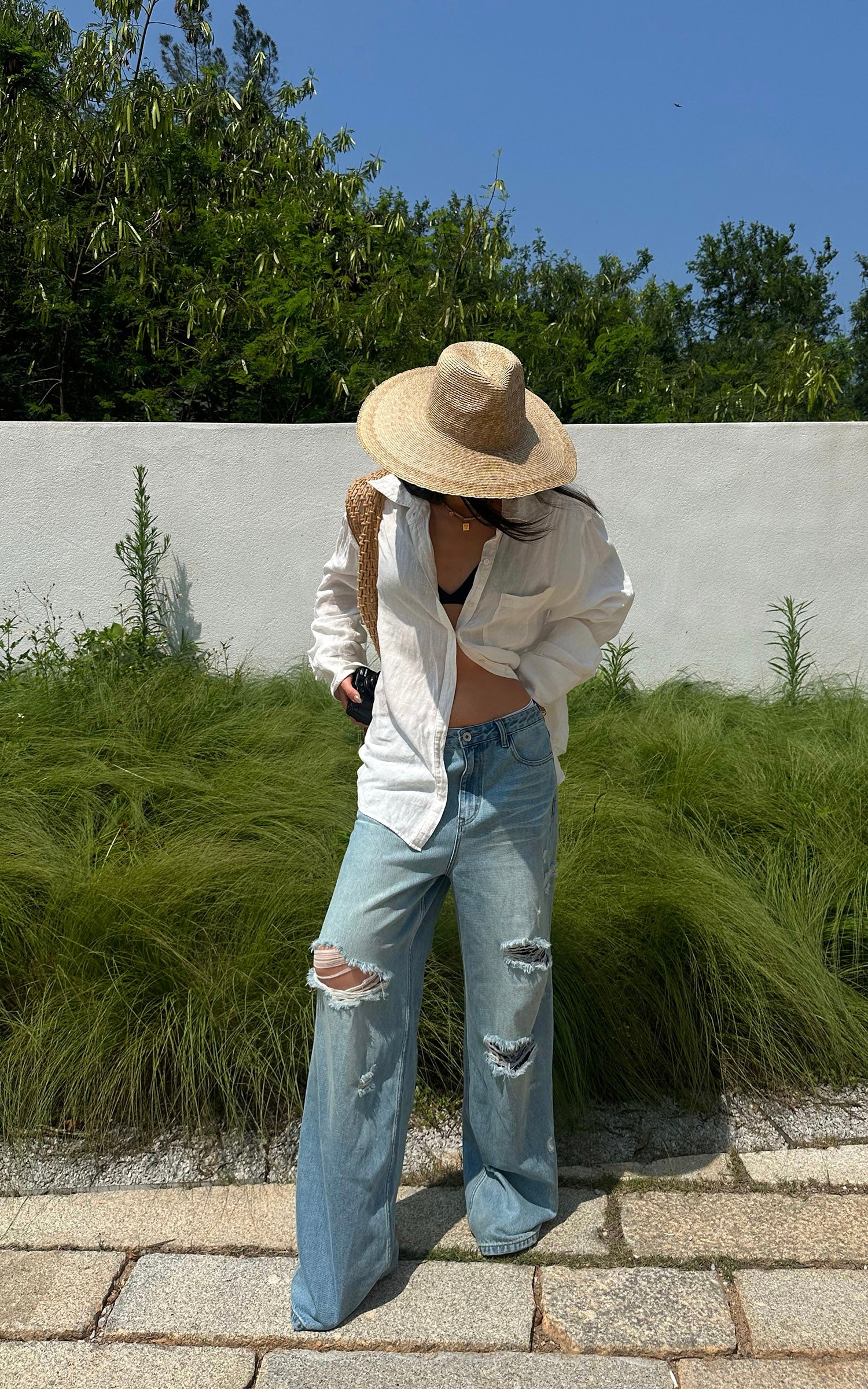 ROVENTE Distressed Wide-Leg Jeans - PINKPARKS