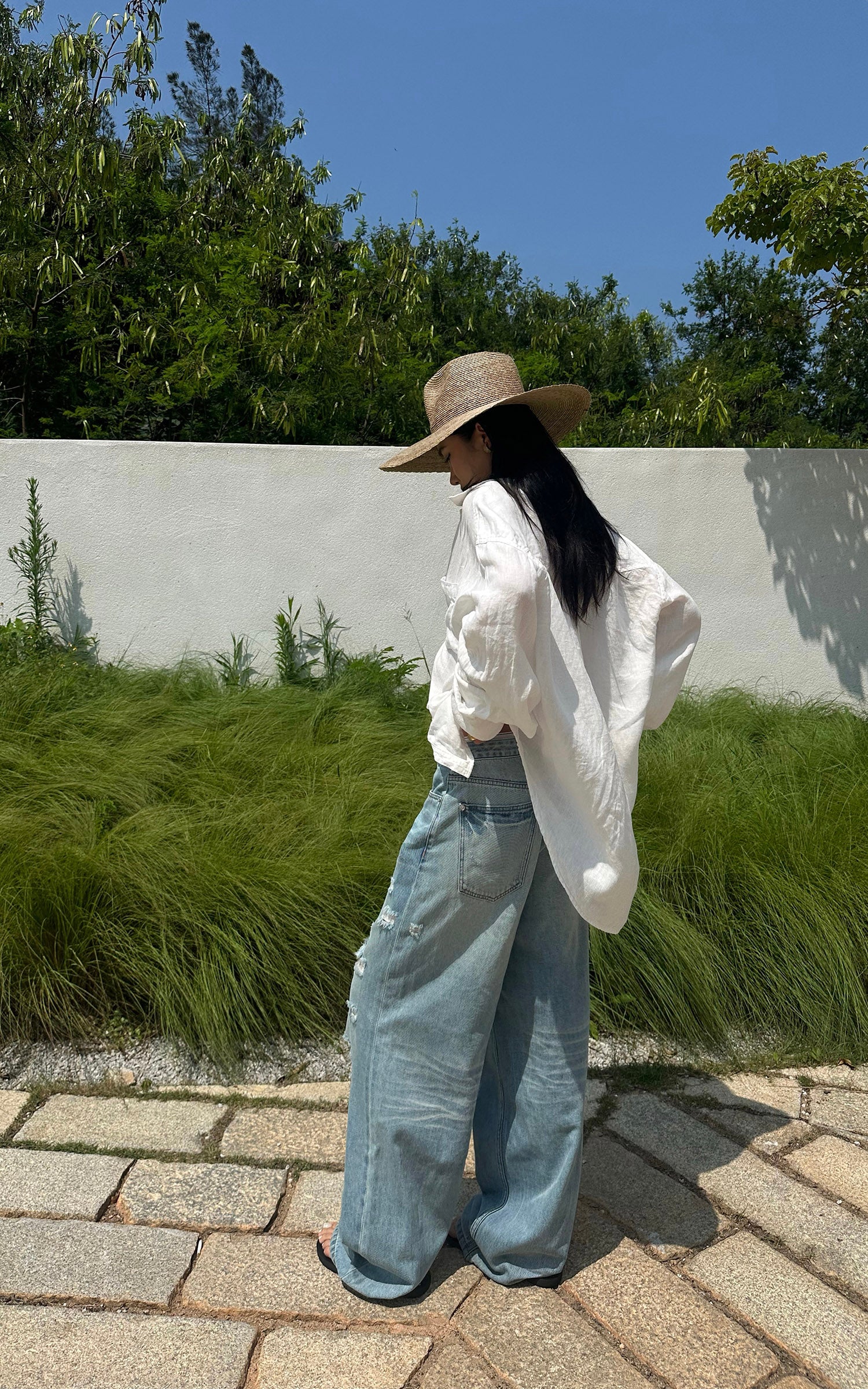 ROVENTE Distressed Wide-Leg Jeans - PINKPARKS