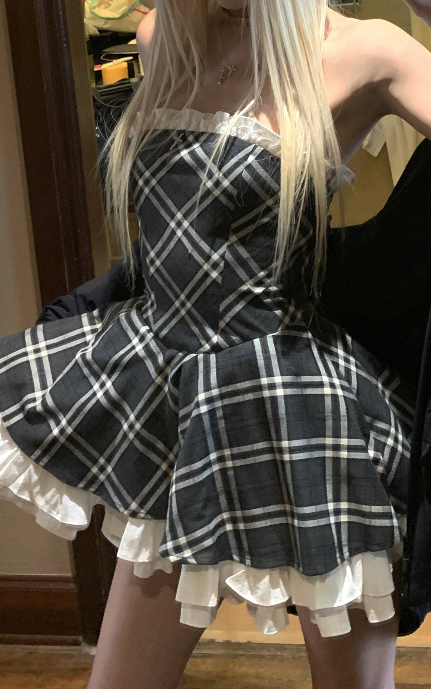 Rase le sol Strapless Sculpted Dress with Check Pattern and Tiered Lace - PINKPARKS