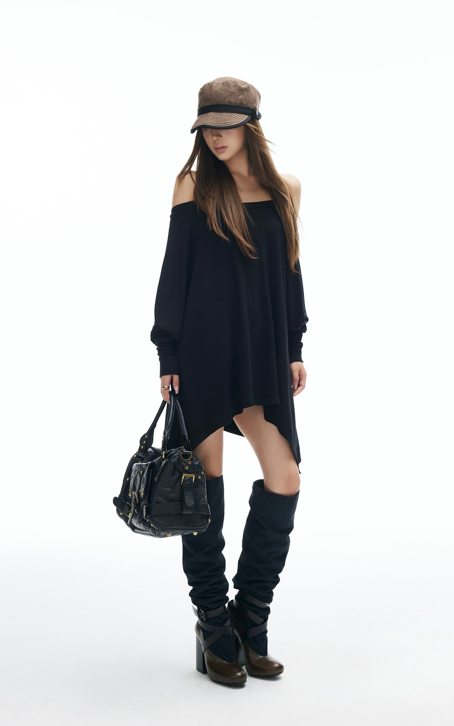 IAMXIAA オフショルダー長袖トップス（調節可能なストラップ付き）