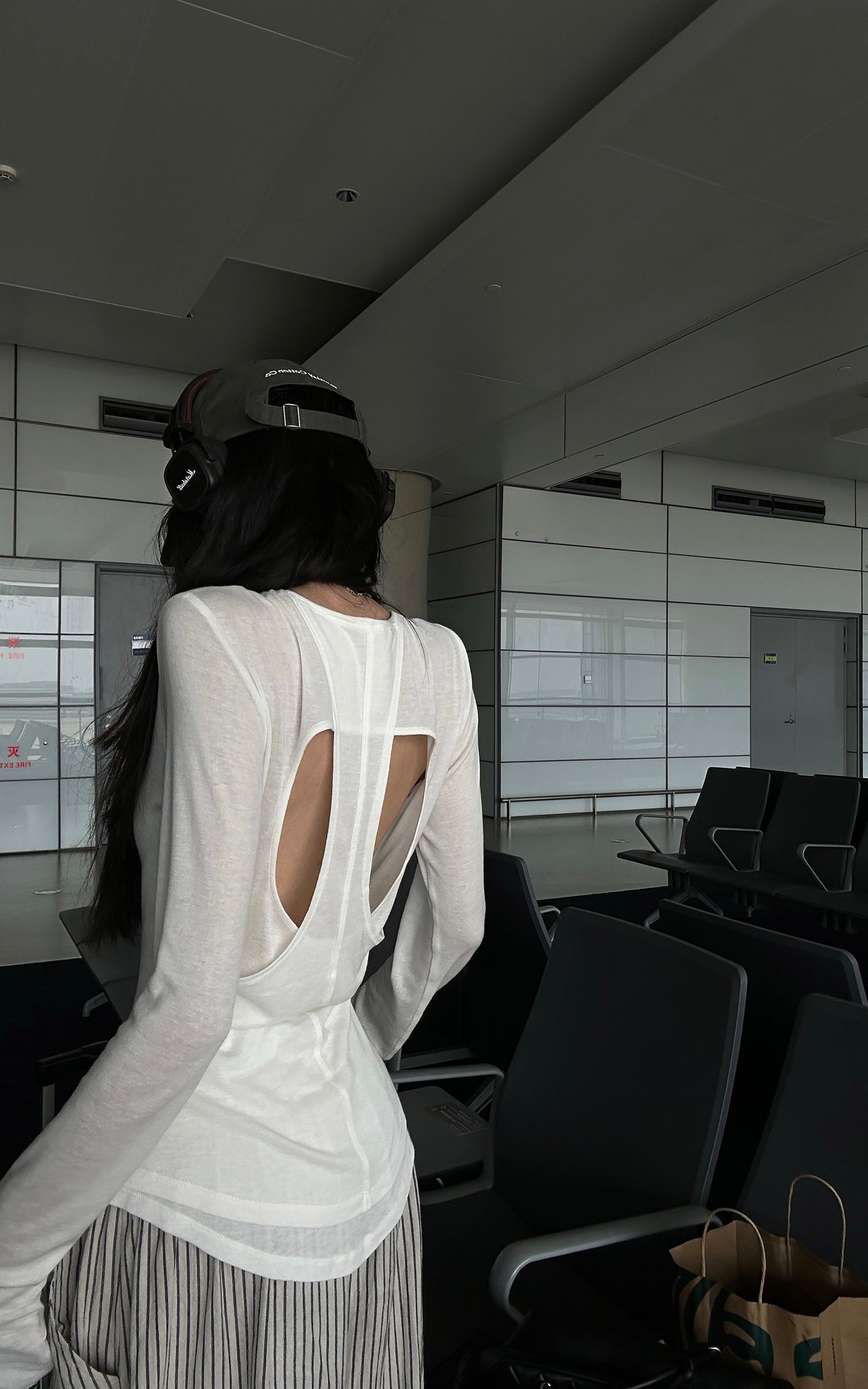 WARDEN EDGE カットアウトレイヤード長袖Tシャツ