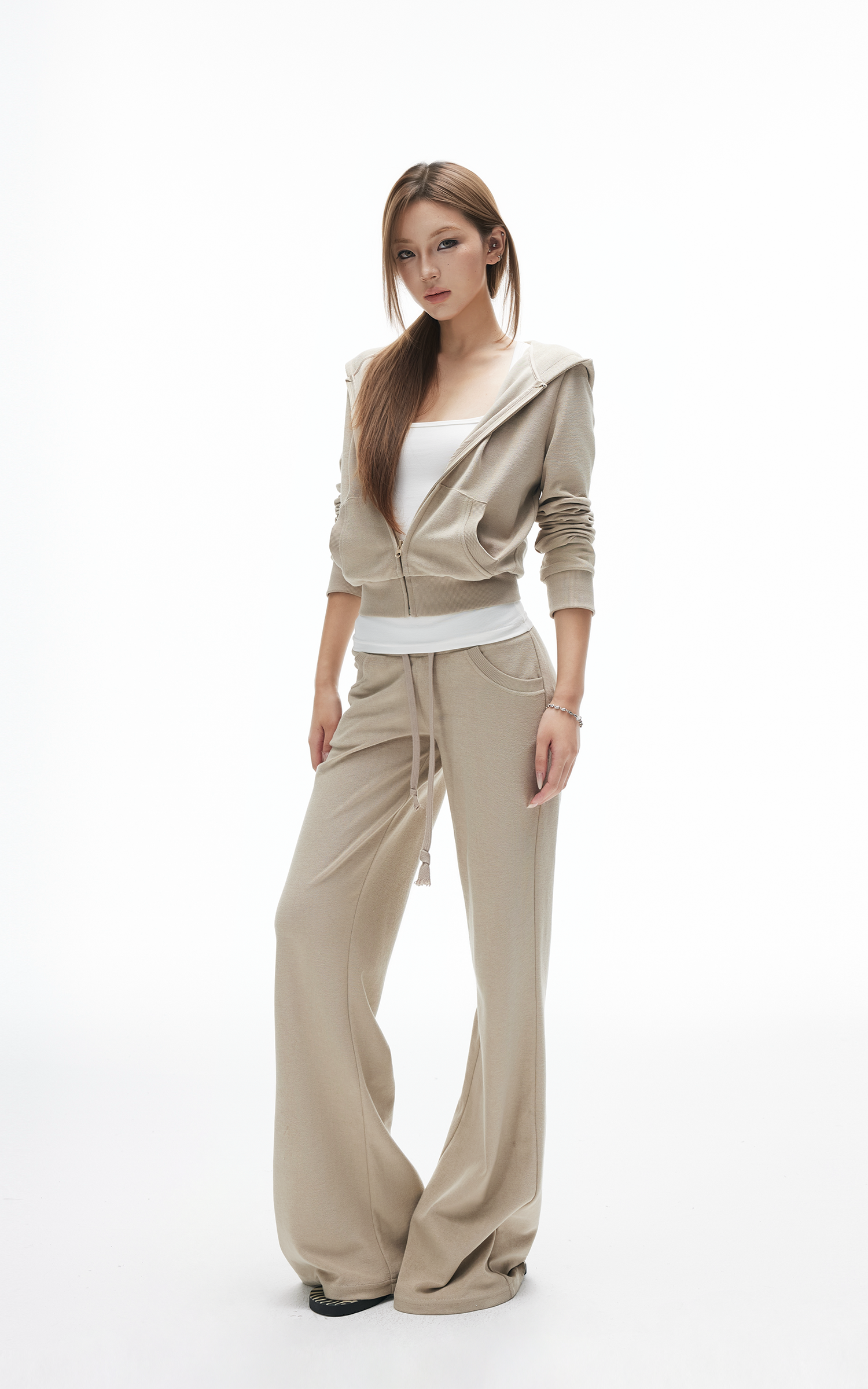 IAMXIAA ベロアジップパーカー＆ワイドレッグパンツセット