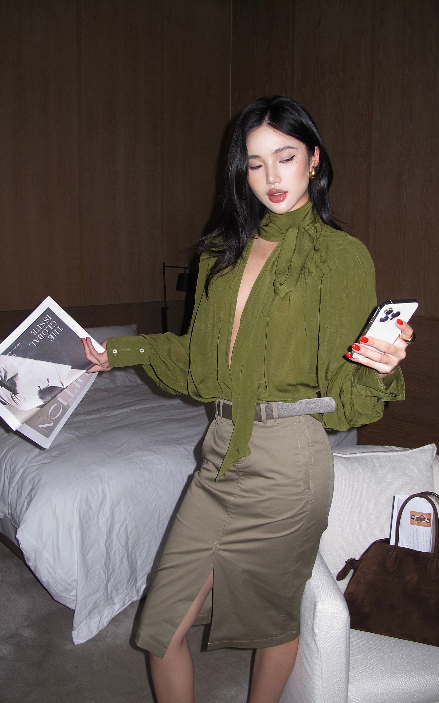 ROVENTE ドレープシルエットのハイスリットマキシスカート