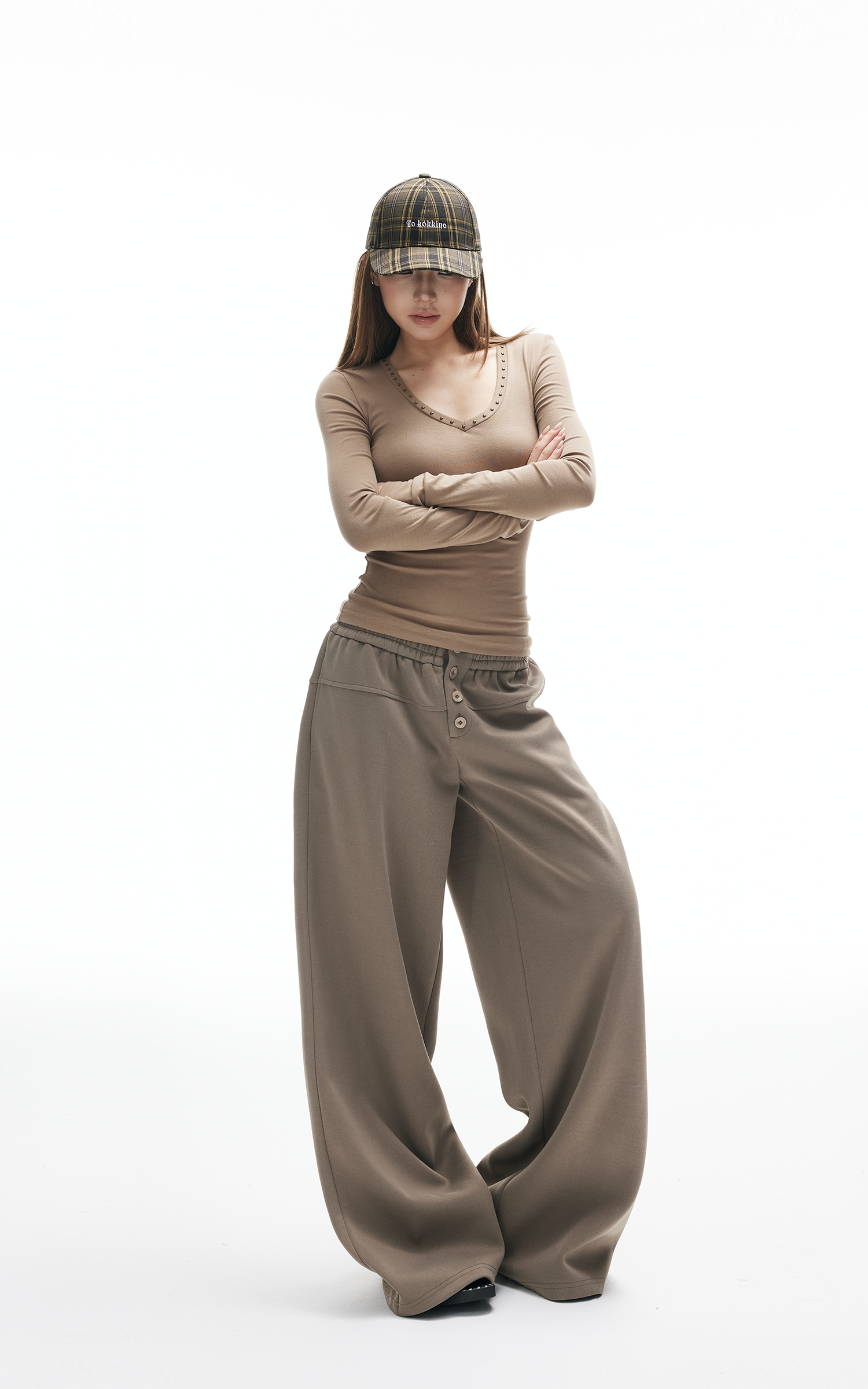 IAMXIAA Studded V-Neck Long Sleeve Tee