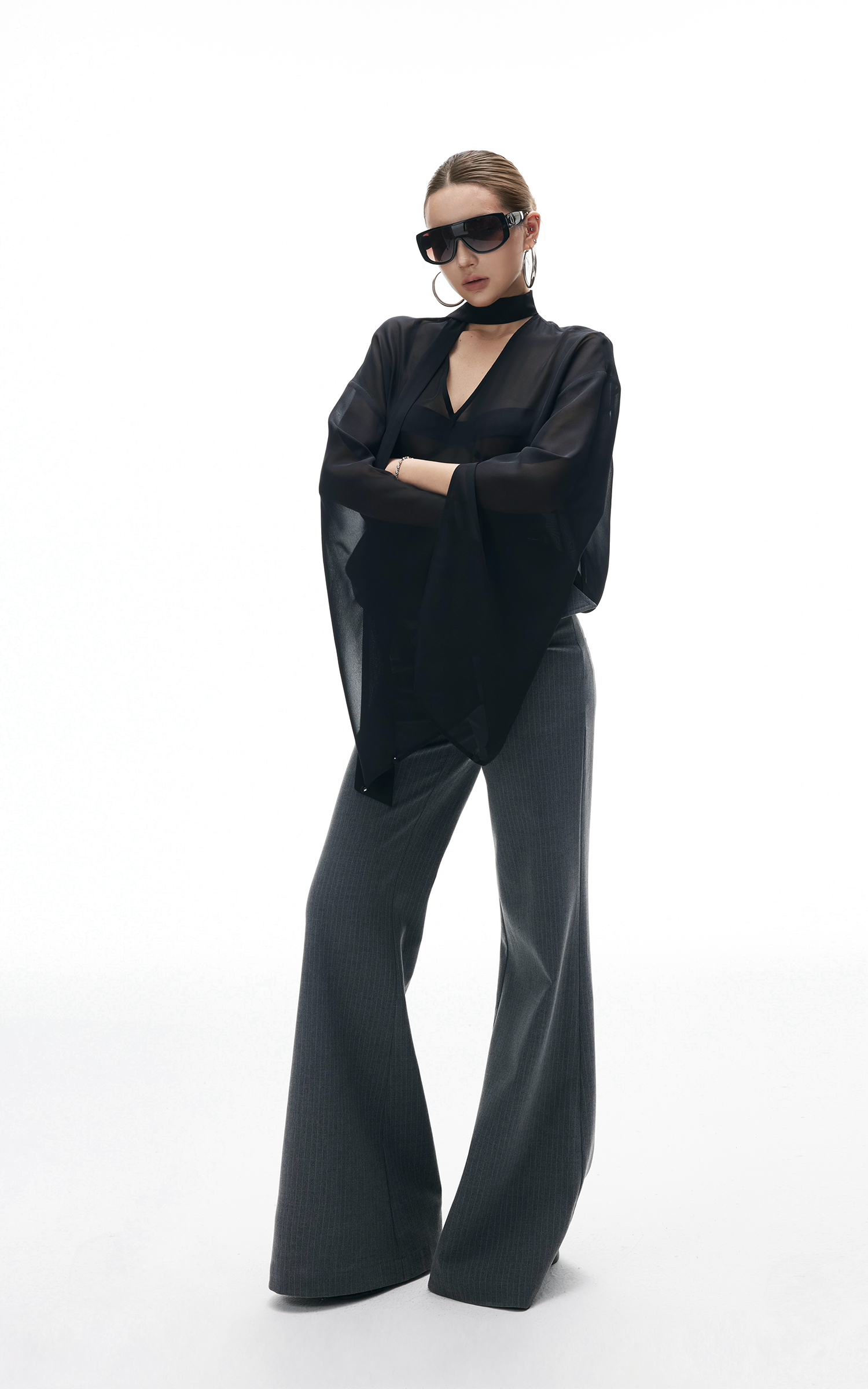 IAMXIAA スカーフ付きシアーシフォンブラウス