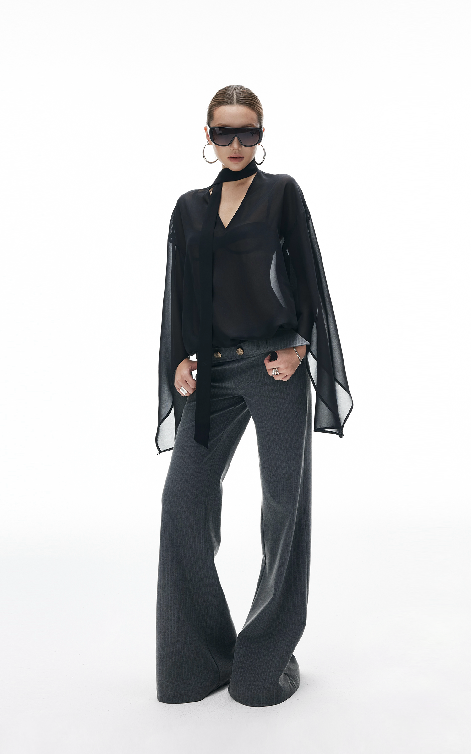 IAMXIAA スカーフ付きシアーシフォンブラウス