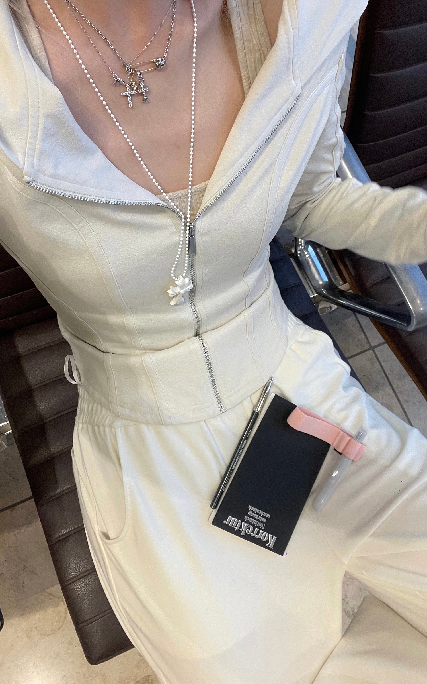 Rase le sol フィット感のあるフード付きジップジャケット