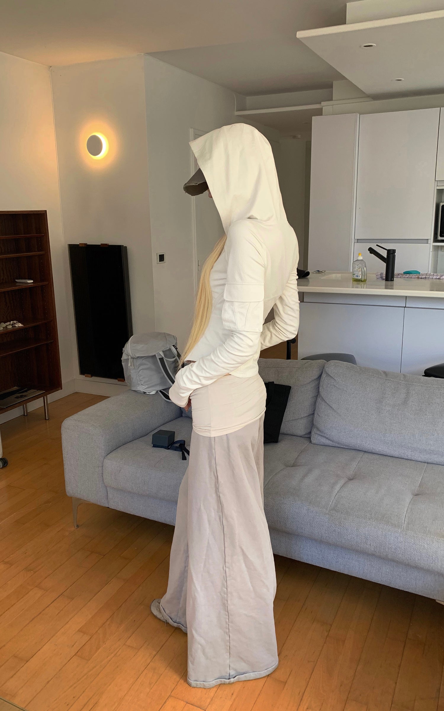 Rase le sol フィット感のあるフード付きジップジャケット