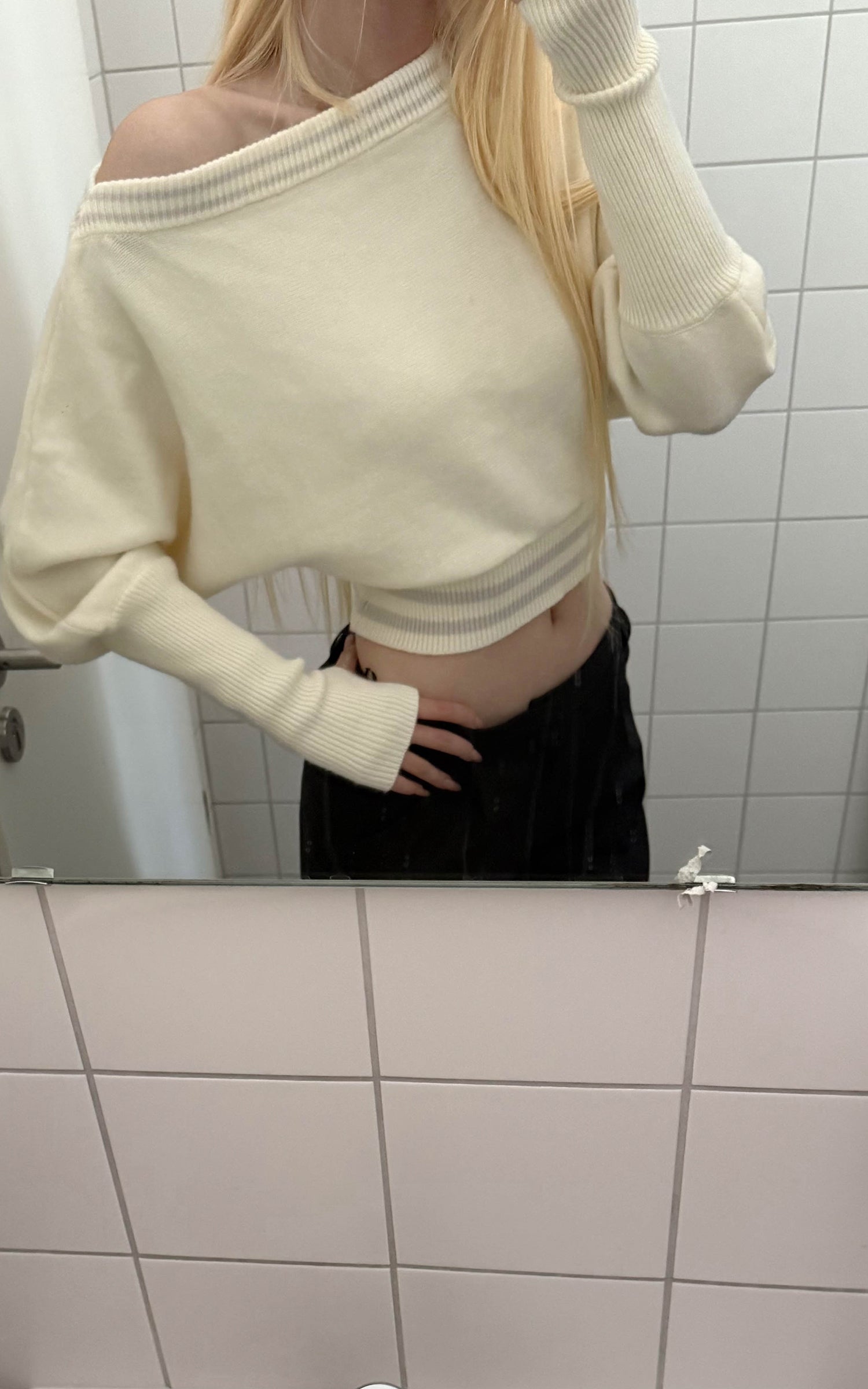 Rase le sol オフショルダー ニット クロップドセーター