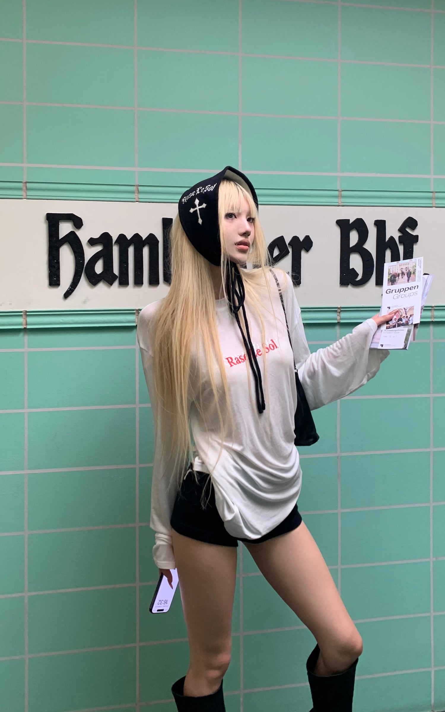 Rase Le Sol 刺繍ロゴ入り長袖Tシャツ