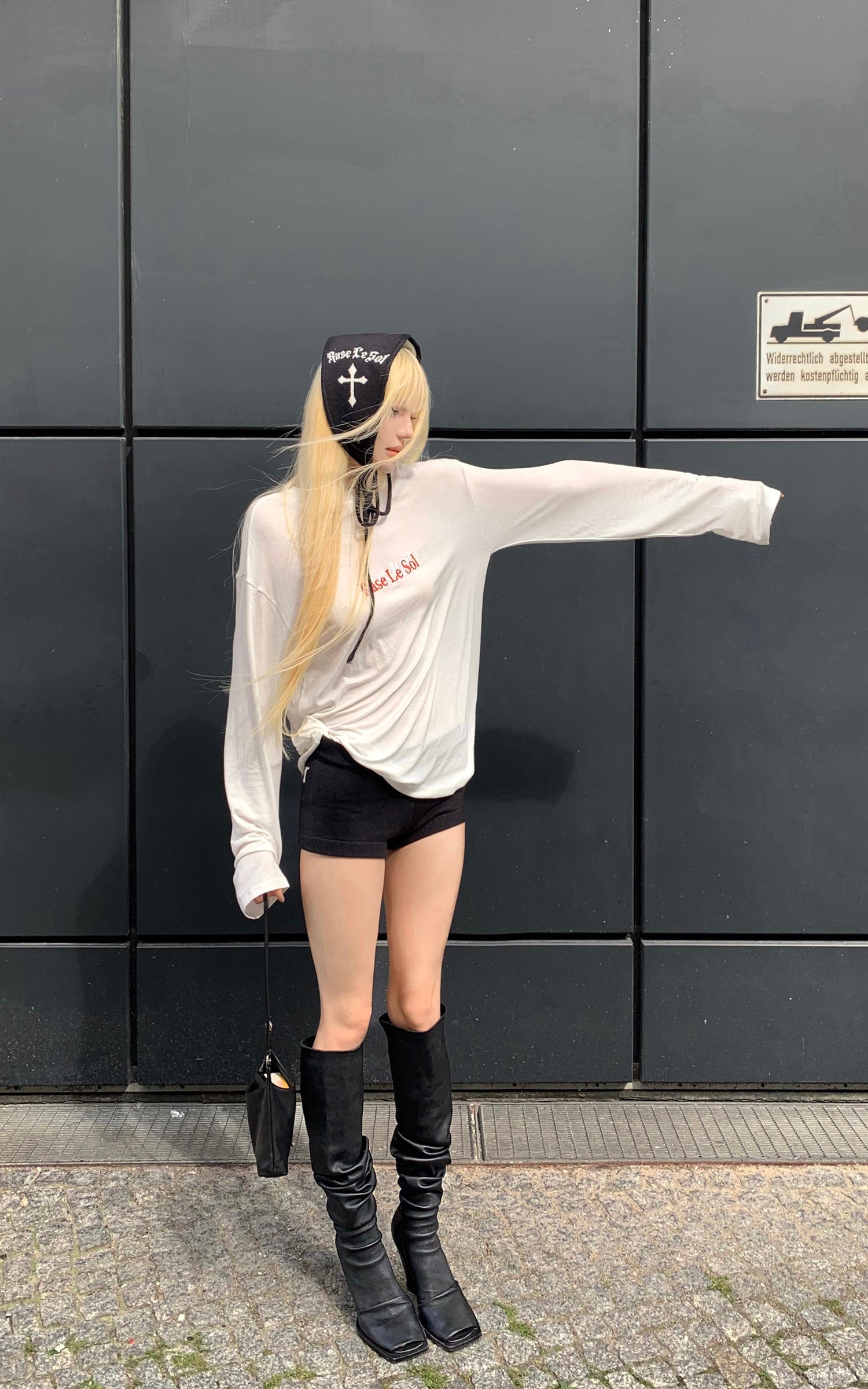 Rase Le Sol 刺繍ロゴ入り長袖Tシャツ