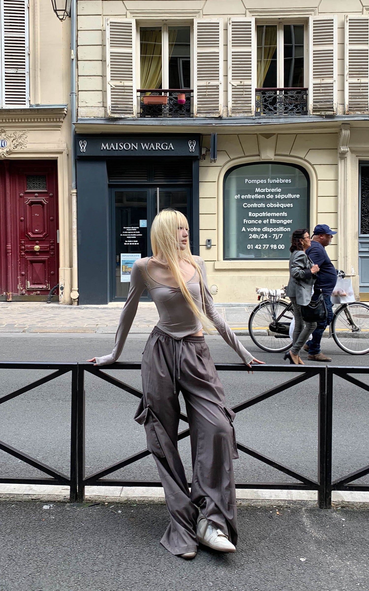 Rase Le Sol レースパネル付きフィット長袖Tシャツ