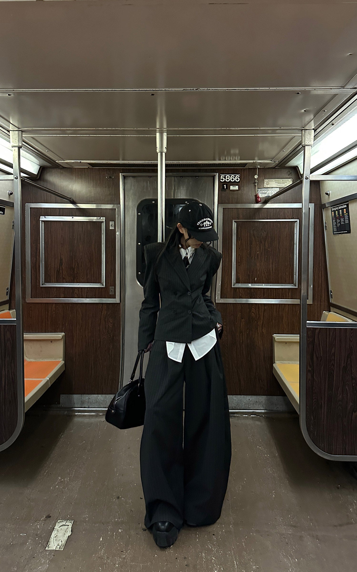 WARDEN EDGE ピンストライプスーツセット（ブレザーシャツ＆ワイドパンツ）