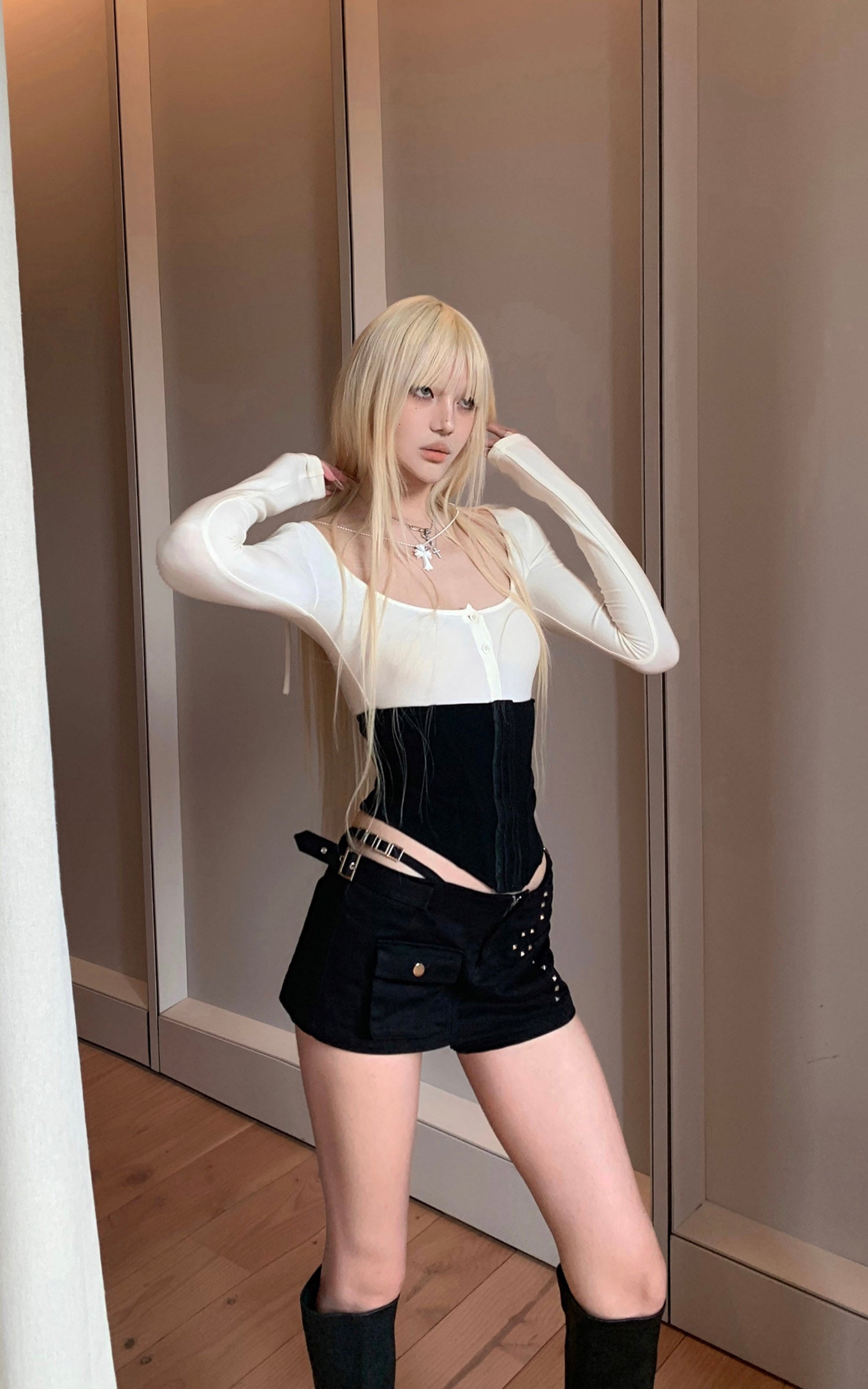 Rase le sol スタッズ付きアシンメトリーミニスカート