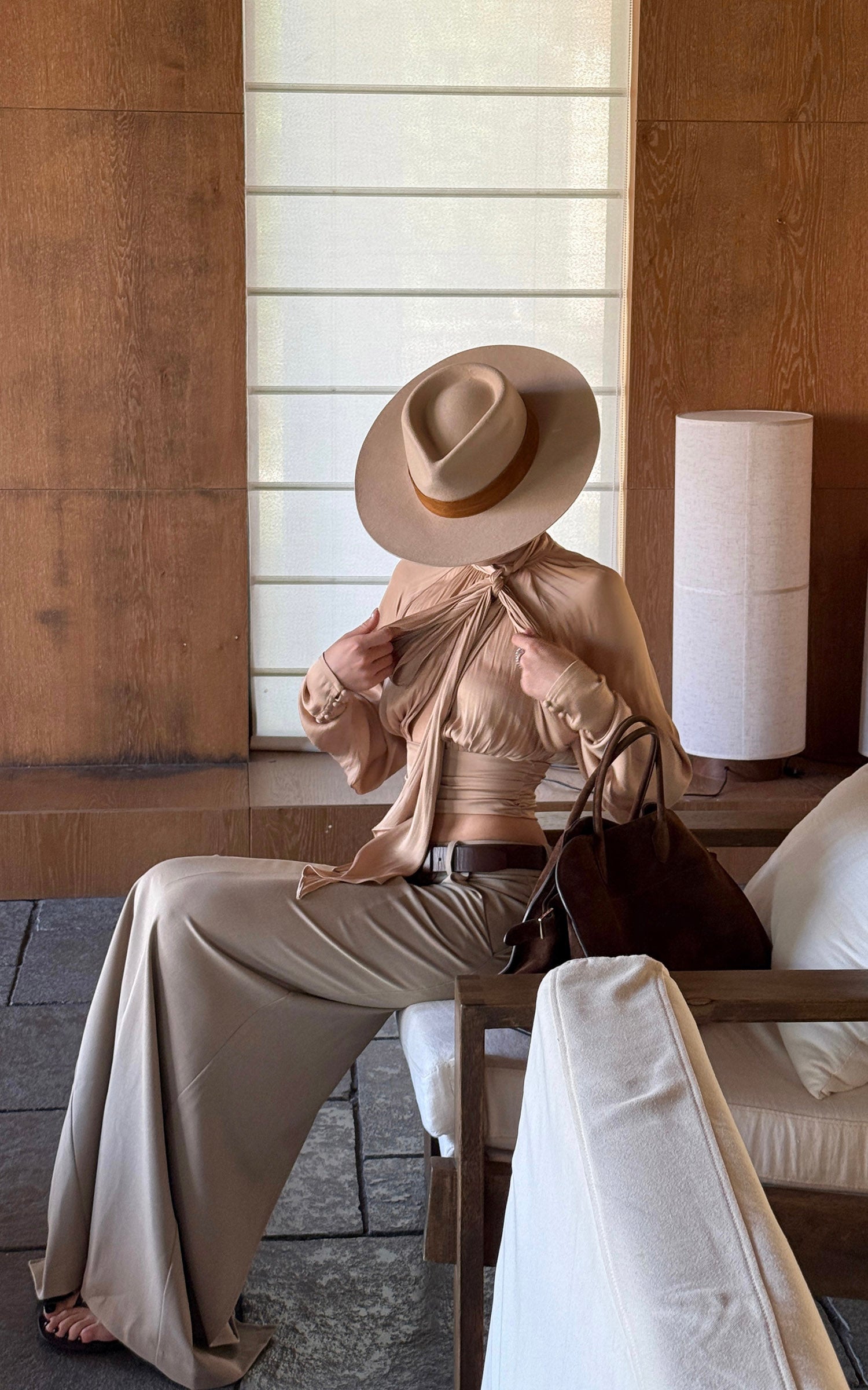 ROVENTE ハイウエストマキシスカート・美しいシルエット＆バックスリット