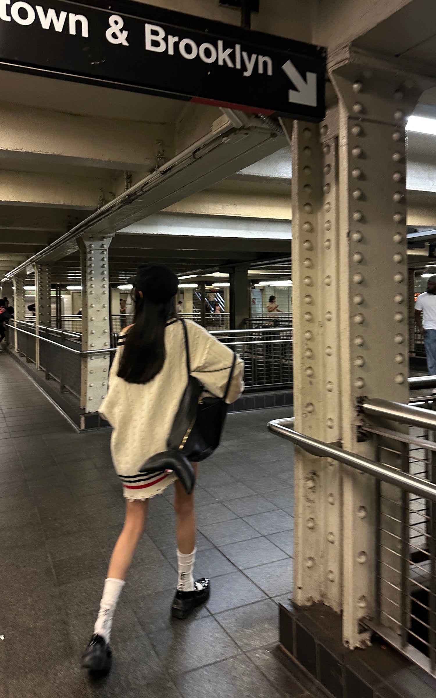 WARDEN EDGE オーバーサイズバルティニットセーター