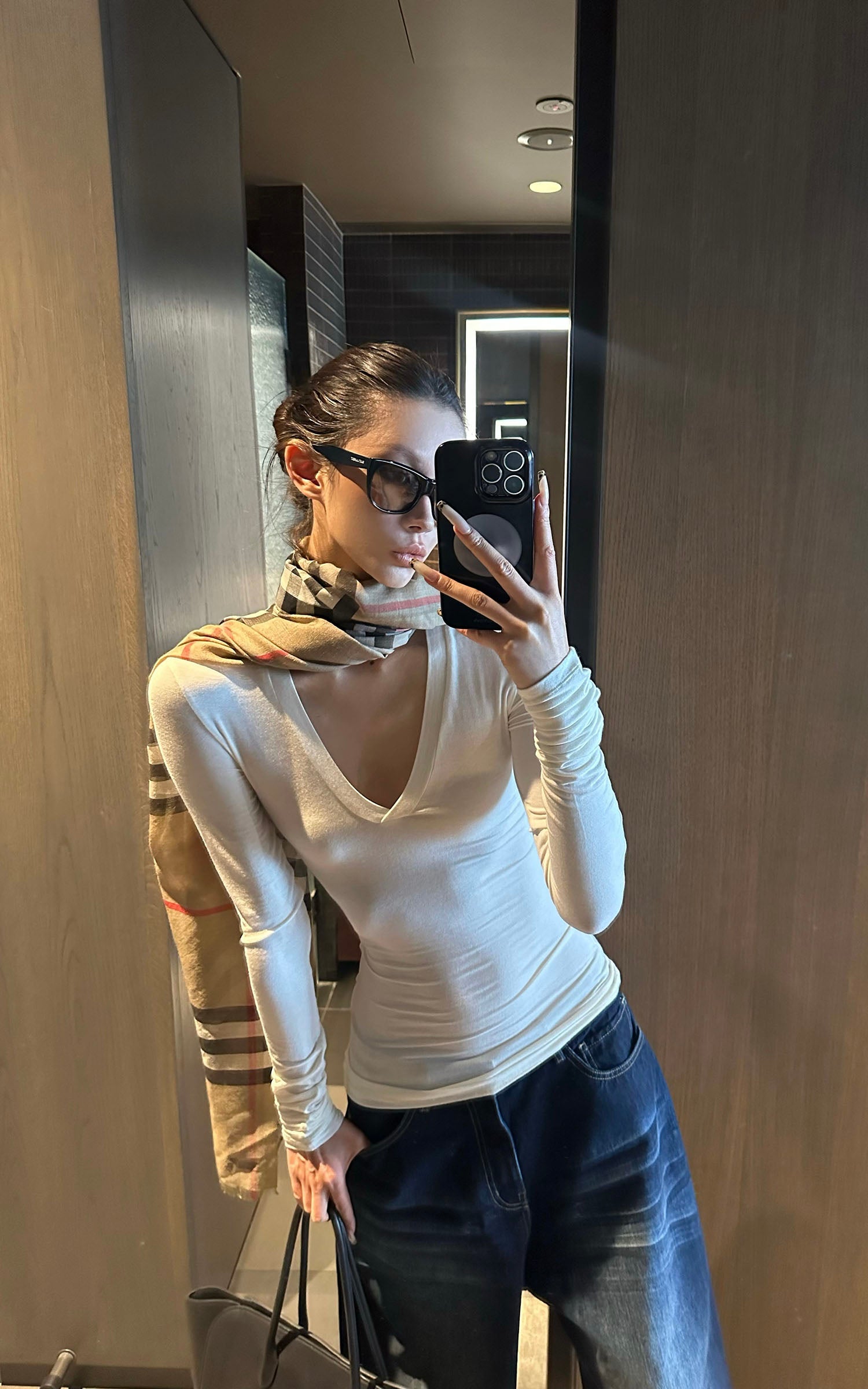 0122stepll ディープVロングスリーブトップ