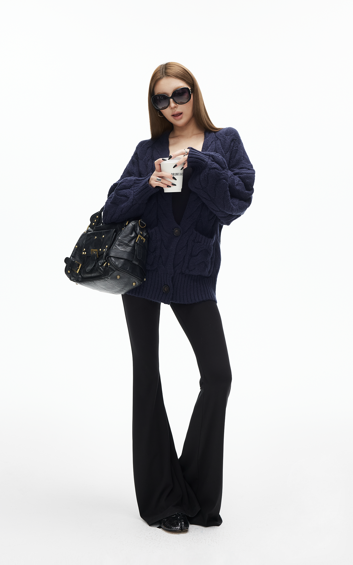 IAMXIAA ケーブルニットボタンカーディガン リラックスフィット