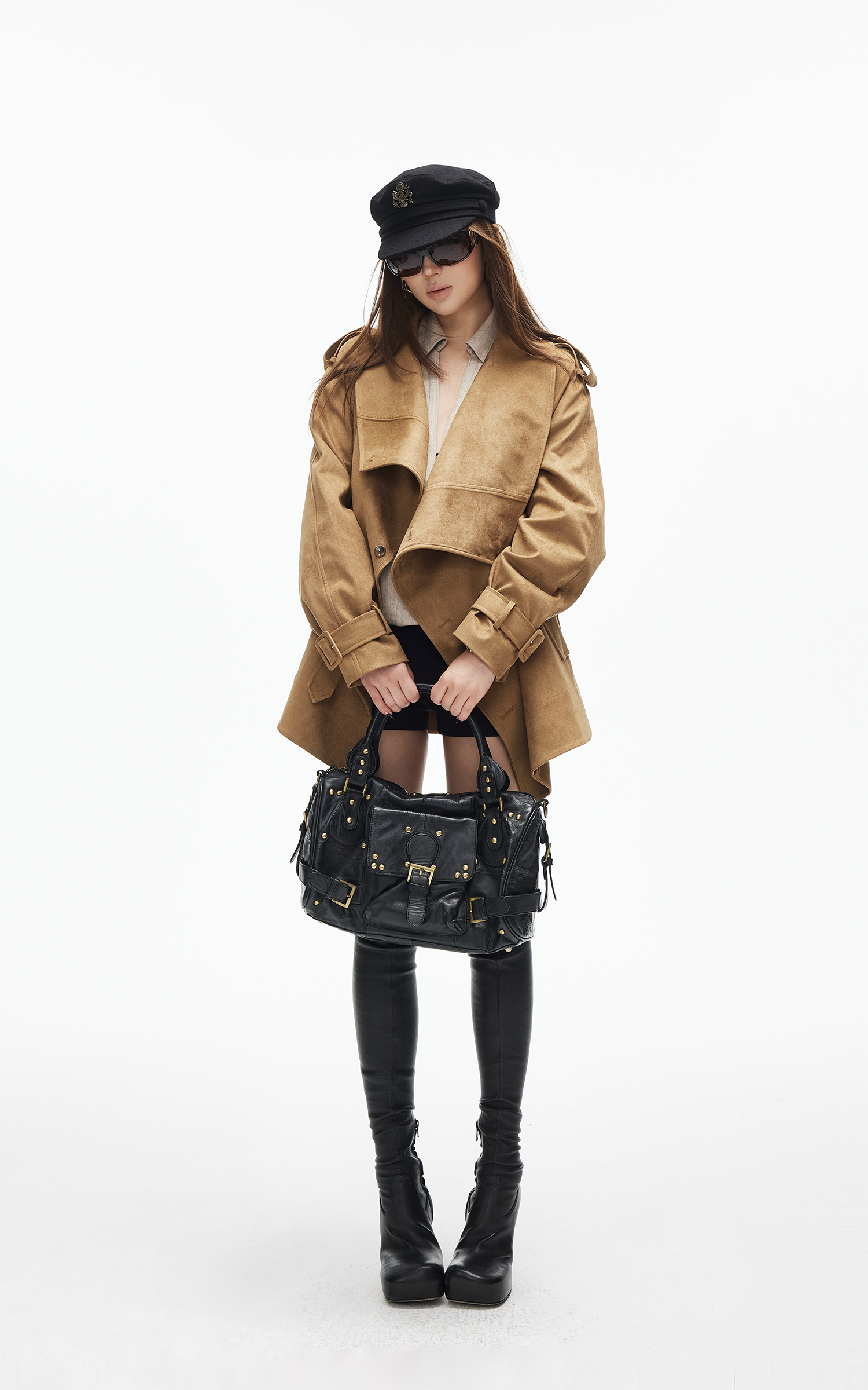 IAMXIAA フェイクスエード ベルト付きジャケット ドレープラペル