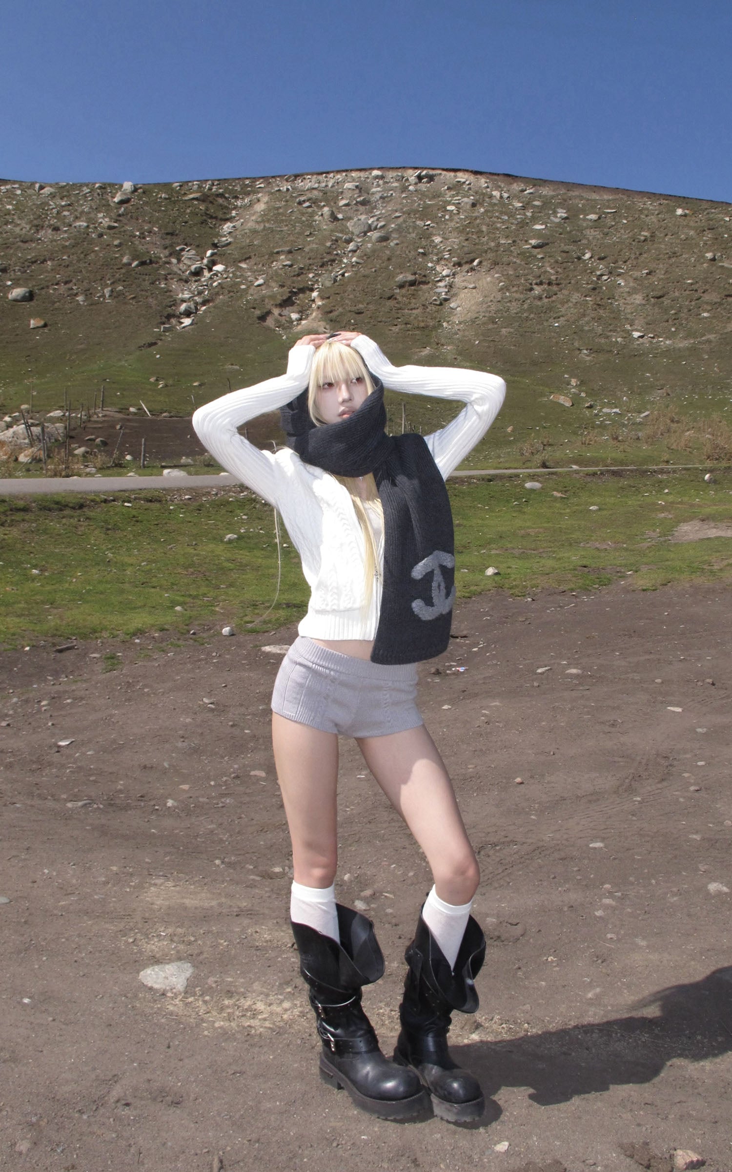 Rase le sol ハイネック ケーブルニットカーディガン（立体フィット＆クロスジッパー付き）