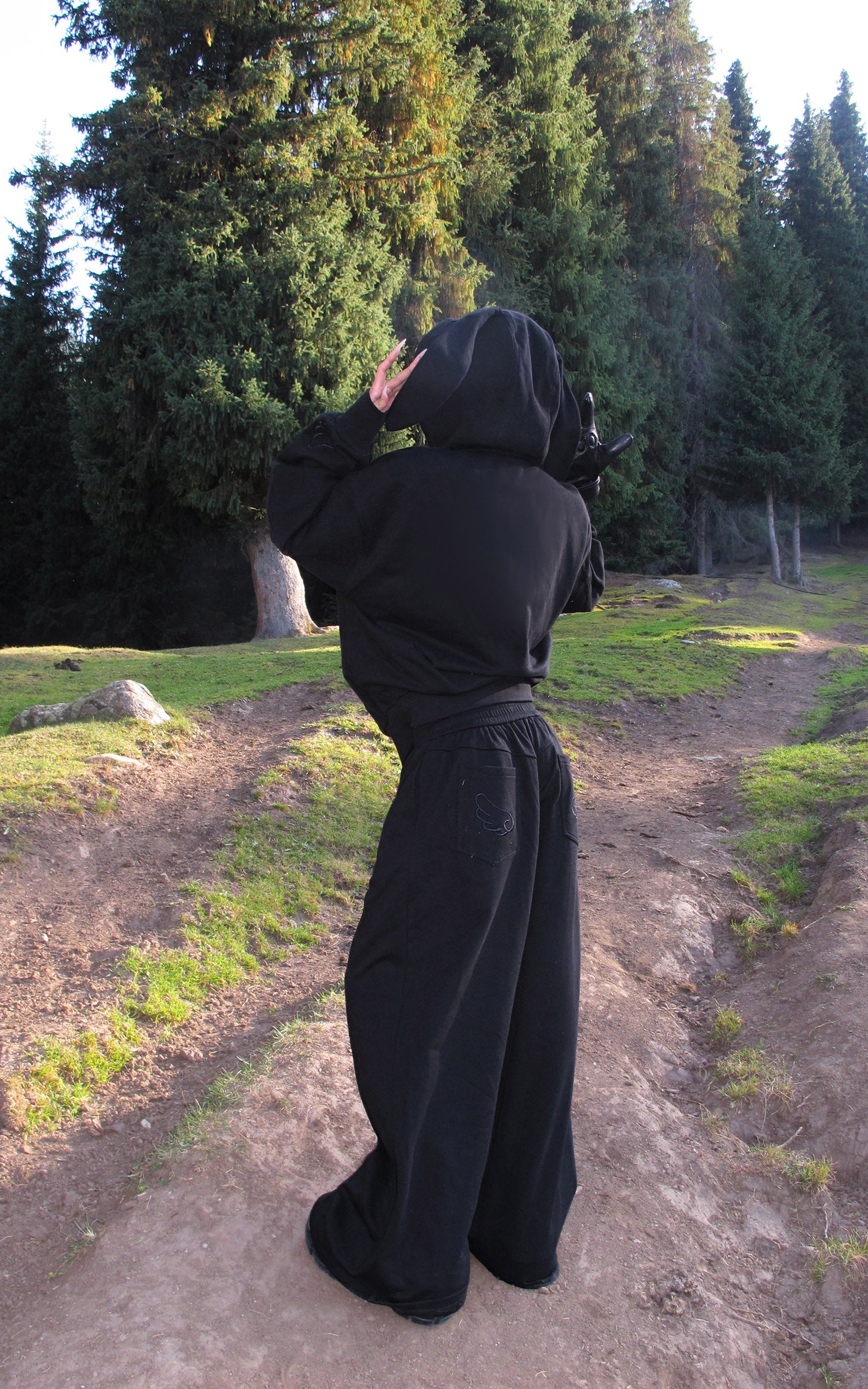 Rase le sol バニーイヤーフーディーとワイドレッグスウェットパンツセット