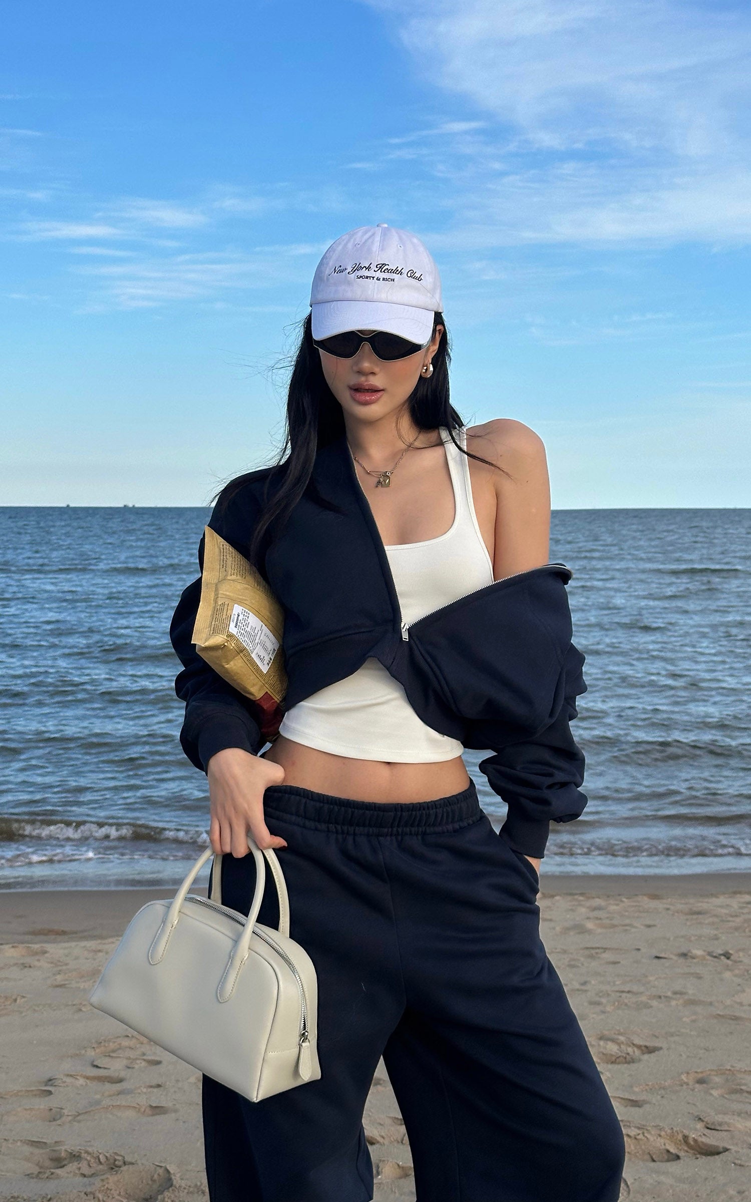 ROVENTE フリースジップフーディ &amp; ワイドレッグパンツセット