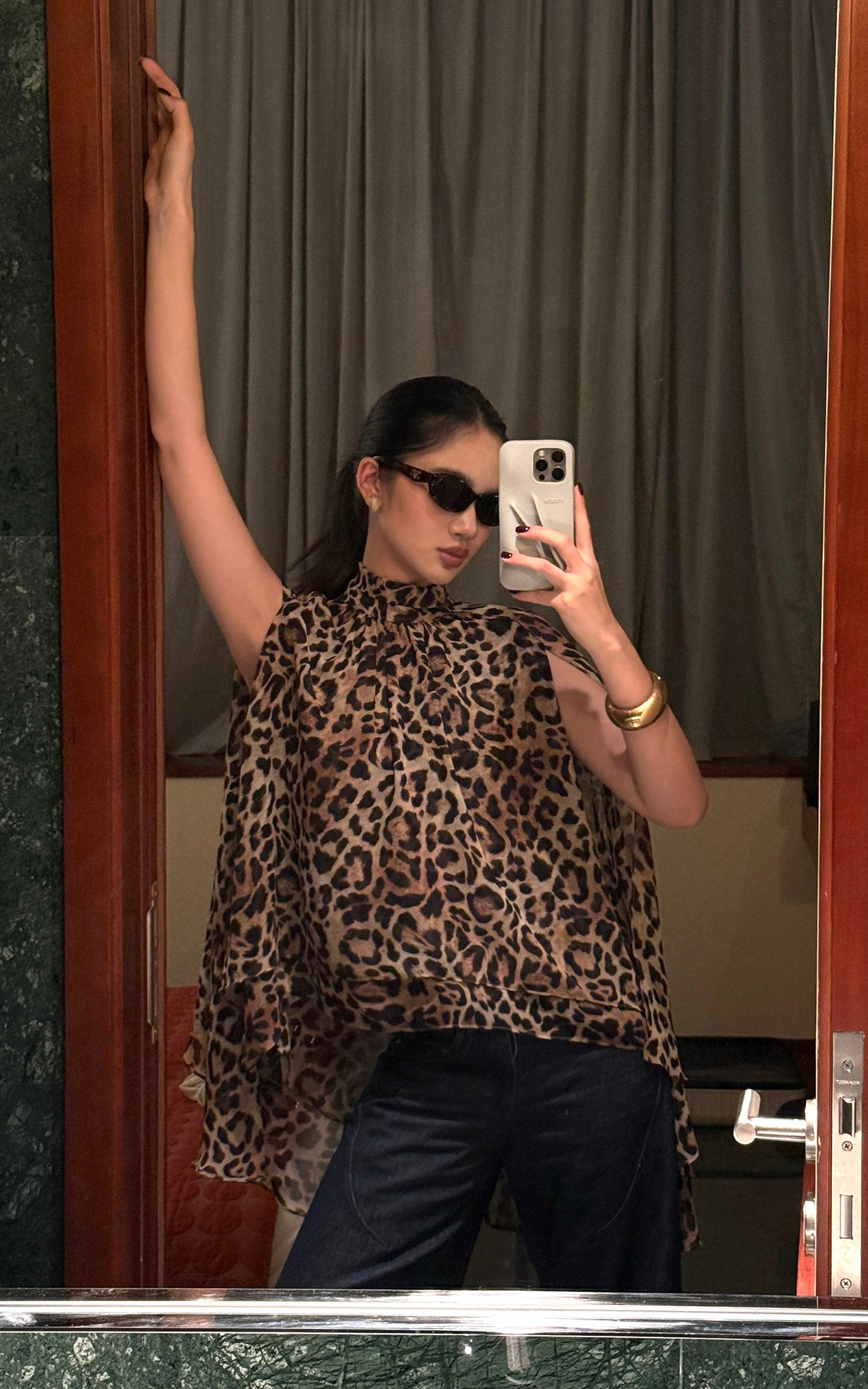 ROVENTE Leopard Chiffon Cape Top