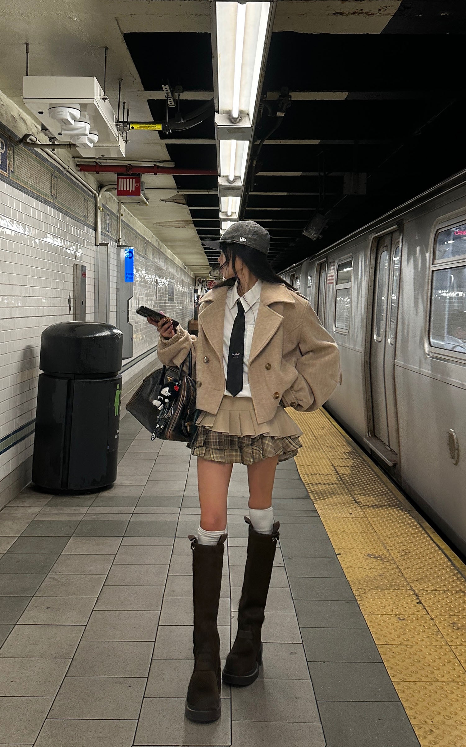 WARDEN EDGE チェック柄コントラストパネル付きレイヤードプリーツミニスカート