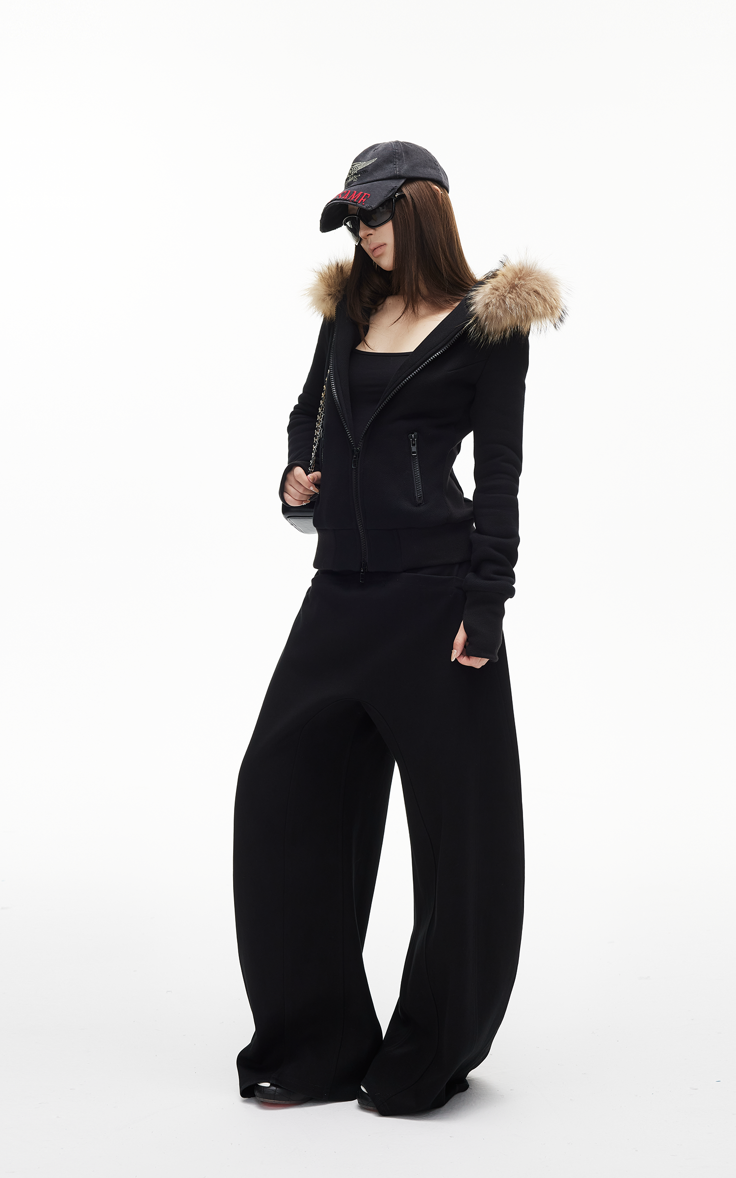 IAMXIAA フィンラクーンファーフード付きジップアップジャケット