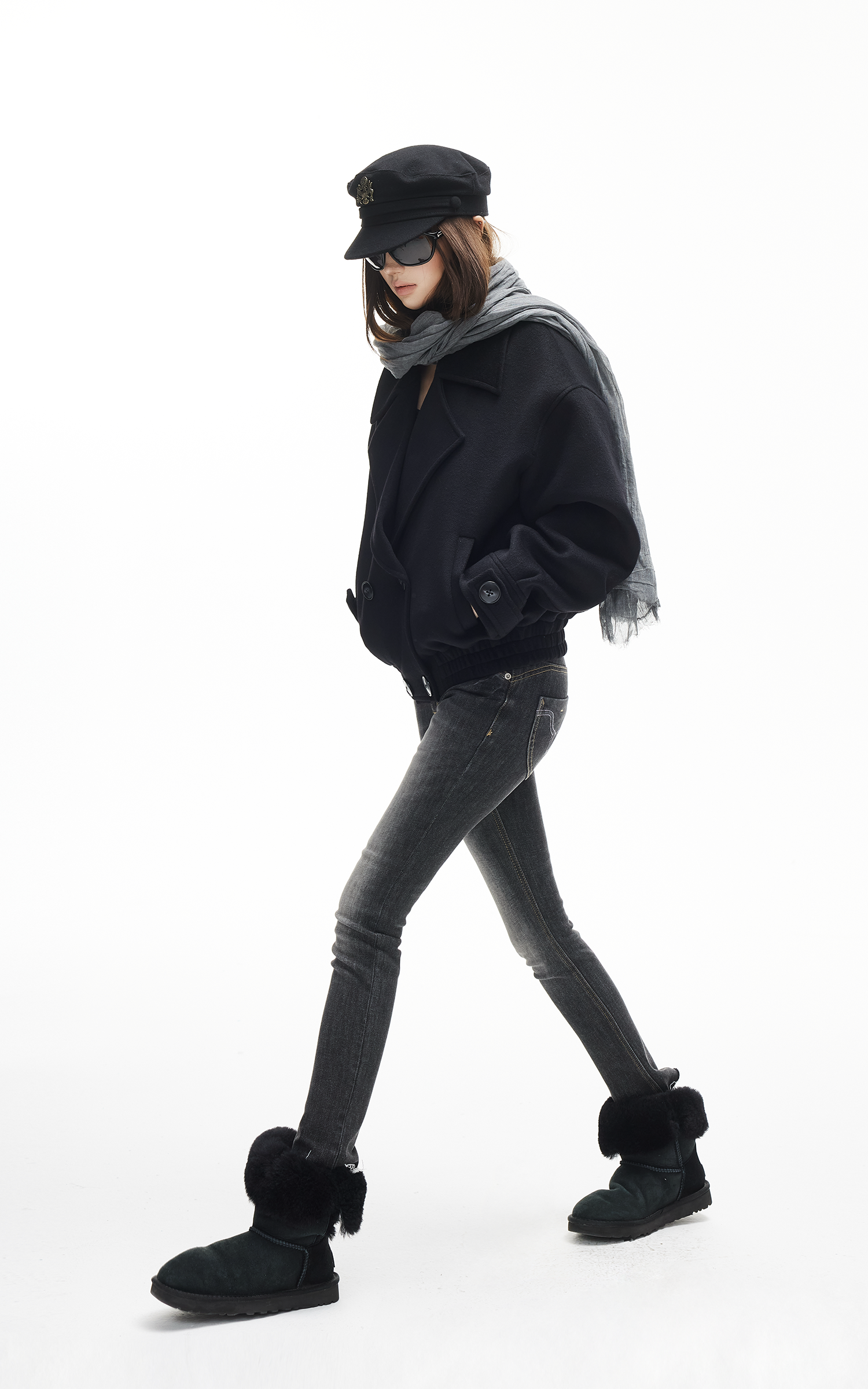 IAMXIAA ダブルブレストのクロップドウールライクジャケット レディース ショートラペルコート