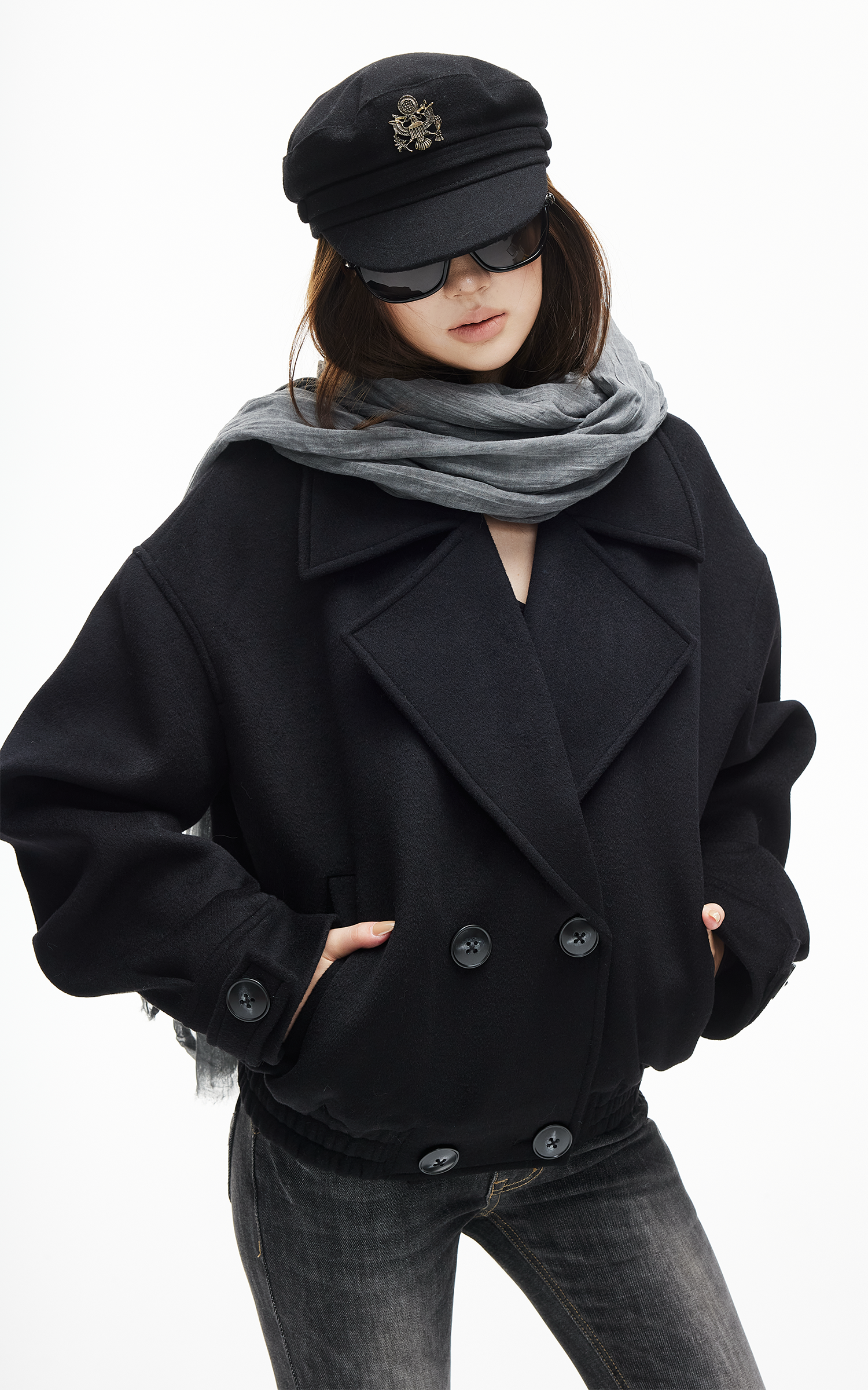 IAMXIAA ダブルブレストのクロップドウールライクジャケット レディース ショートラペルコート