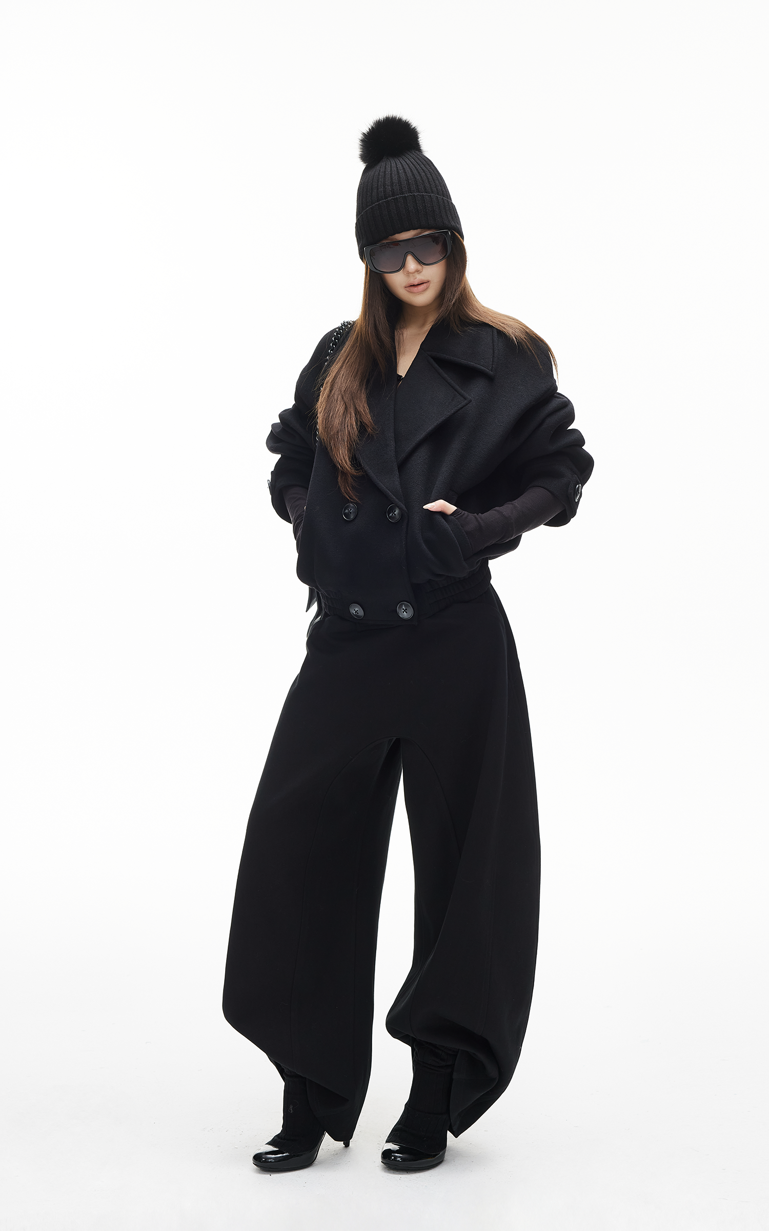 IAMXIAA ダブルブレストのクロップドウールライクジャケット レディース ショートラペルコート