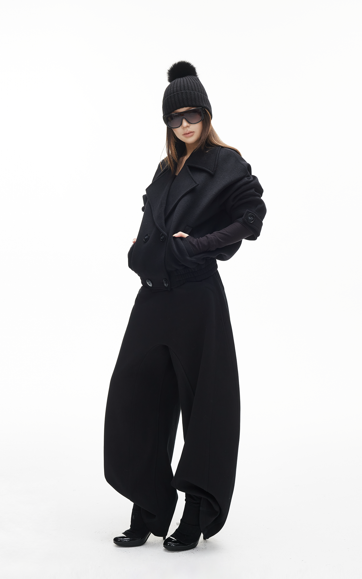 IAMXIAA ダブルブレストのクロップドウールライクジャケット レディース ショートラペルコート