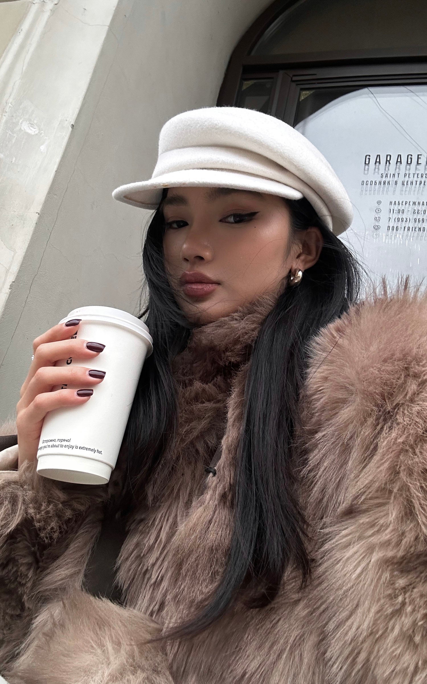 ROVENTE スカーフ付きフェイクファージャケット