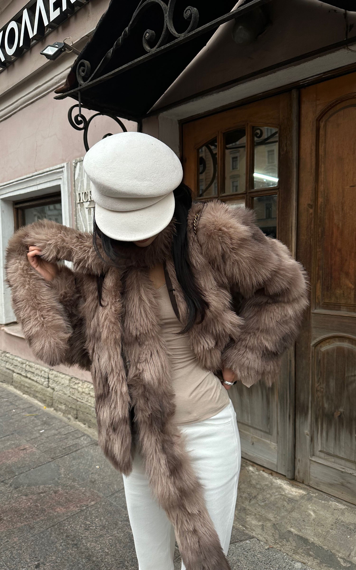 ROVENTE スカーフ付きフェイクファージャケット