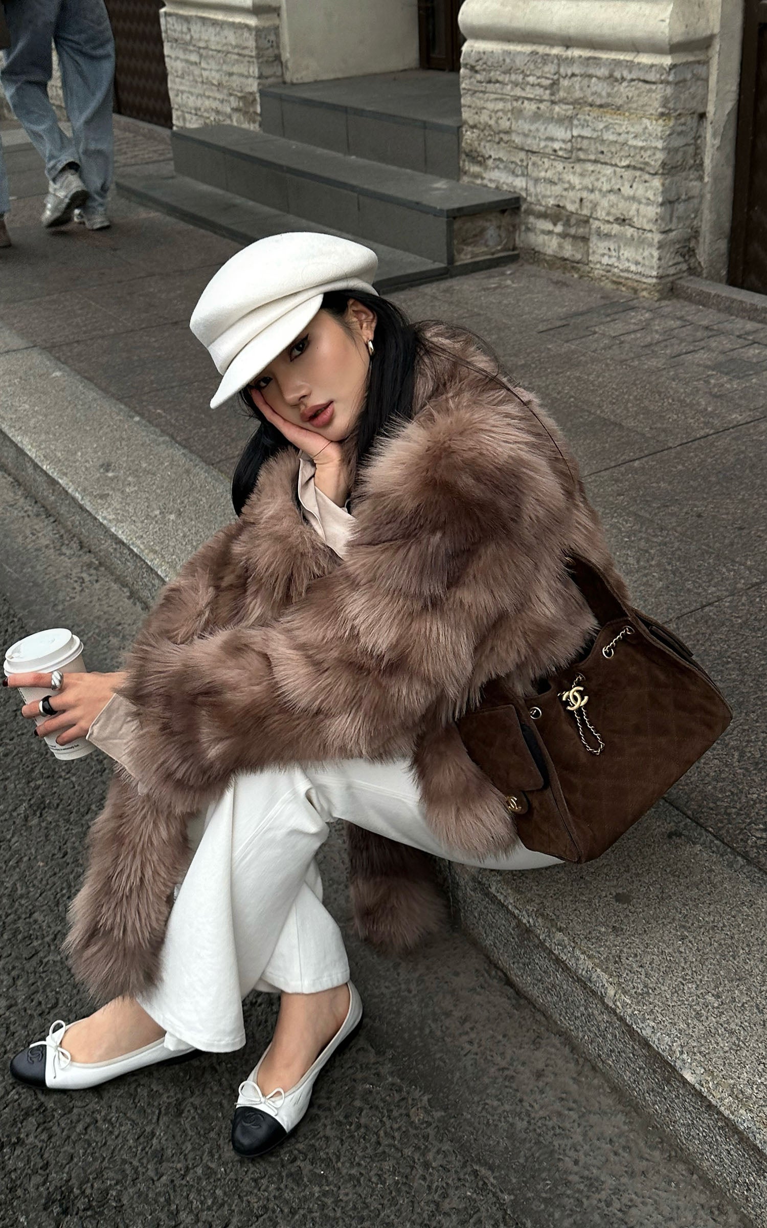 ROVENTE スカーフ付きフェイクファージャケット