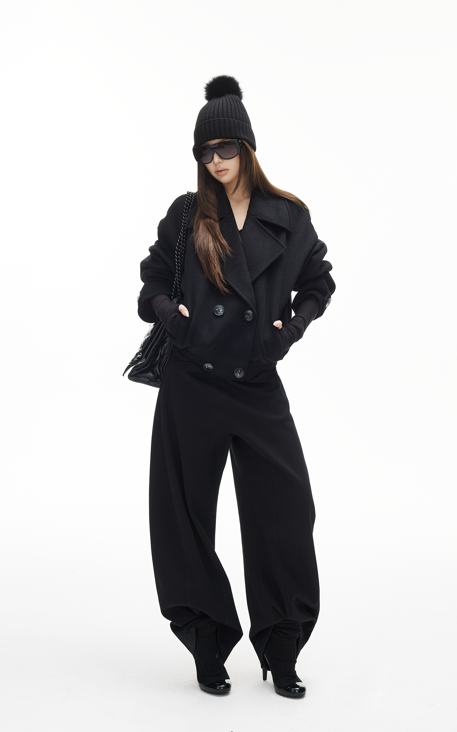 IAMXIAA ダブルブレストのクロップドウールライクジャケット レディース ショートラペルコート