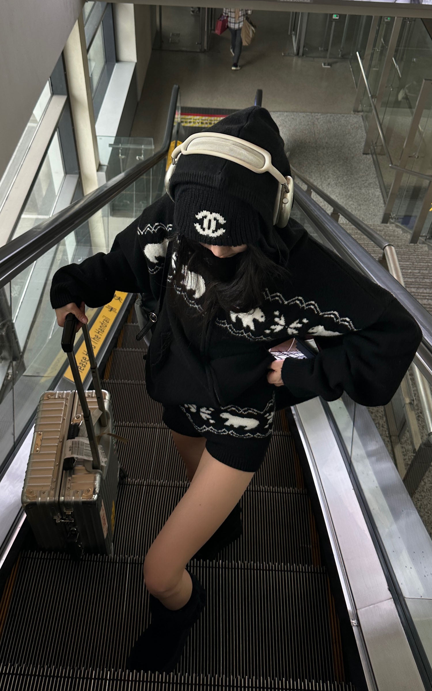 WARDEN EDGE ポーラーニットフーディ &amp; ショーツセット