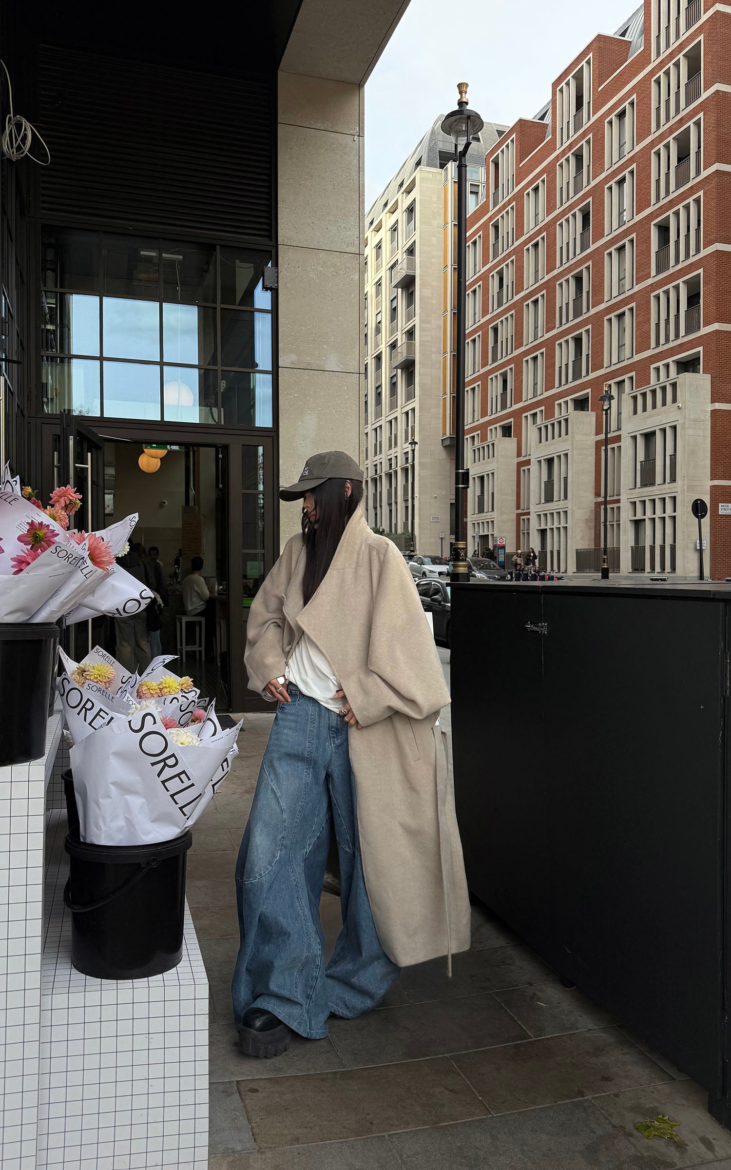 WARDEN EDGE ワイドレッグカーブパネルデニムパンツ