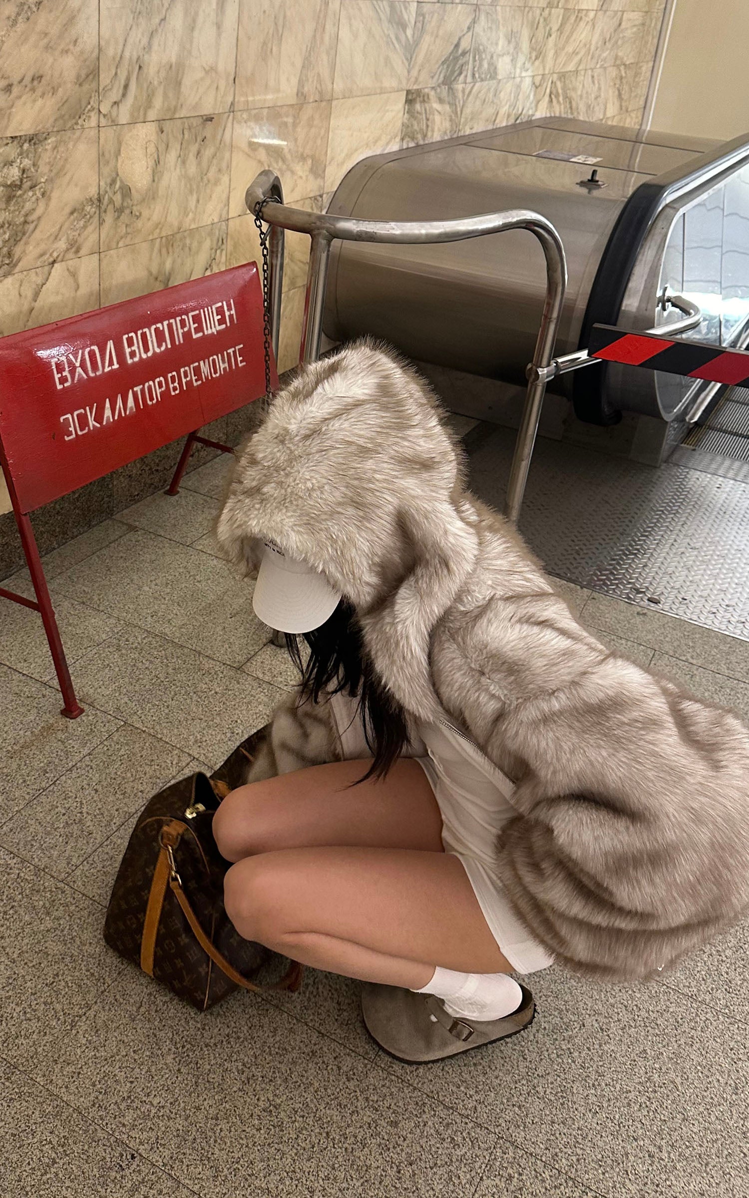 ROVENTE リバーシブルフリースフーディジャケット