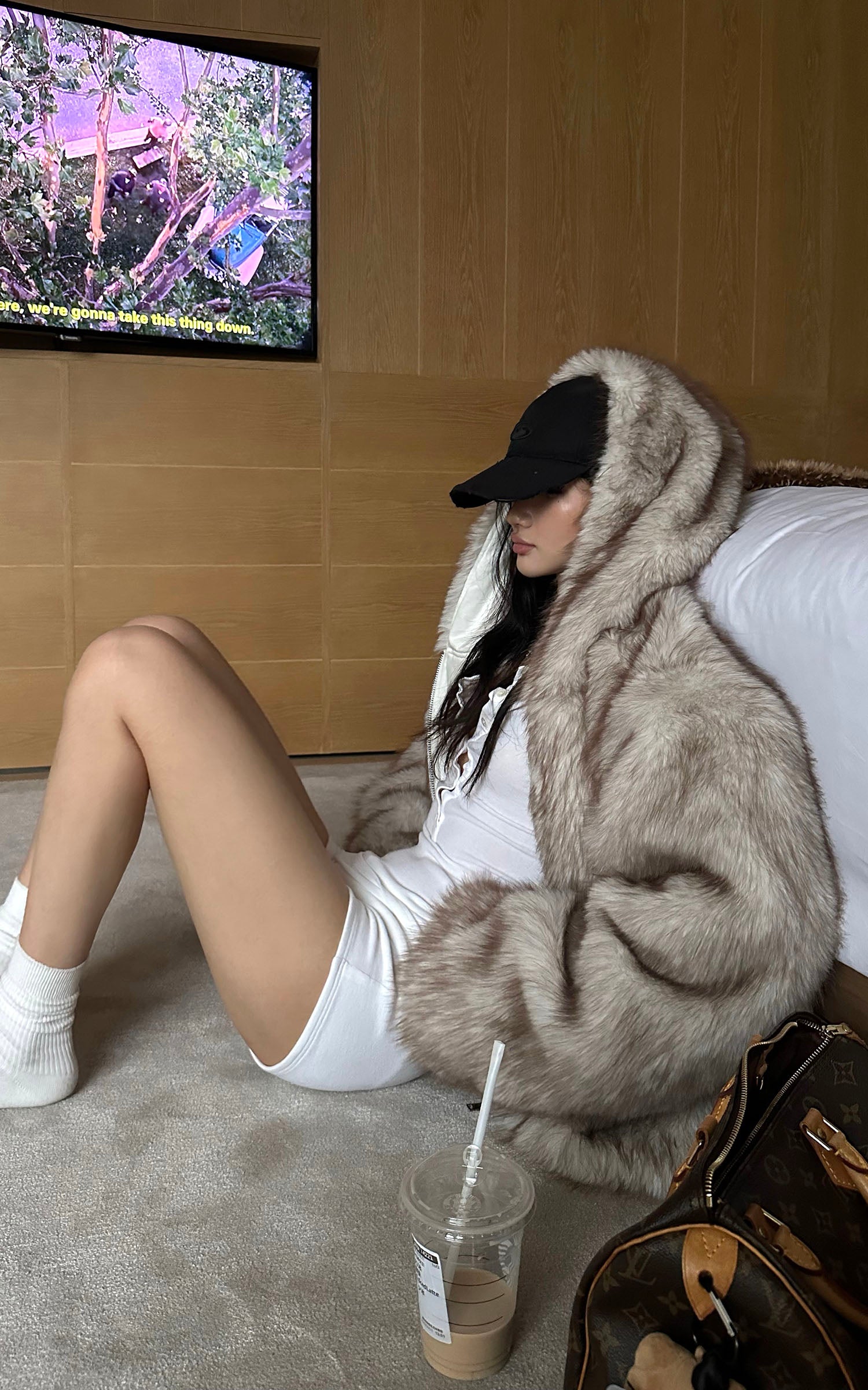 ROVENTE リバーシブルフリースフーディジャケット