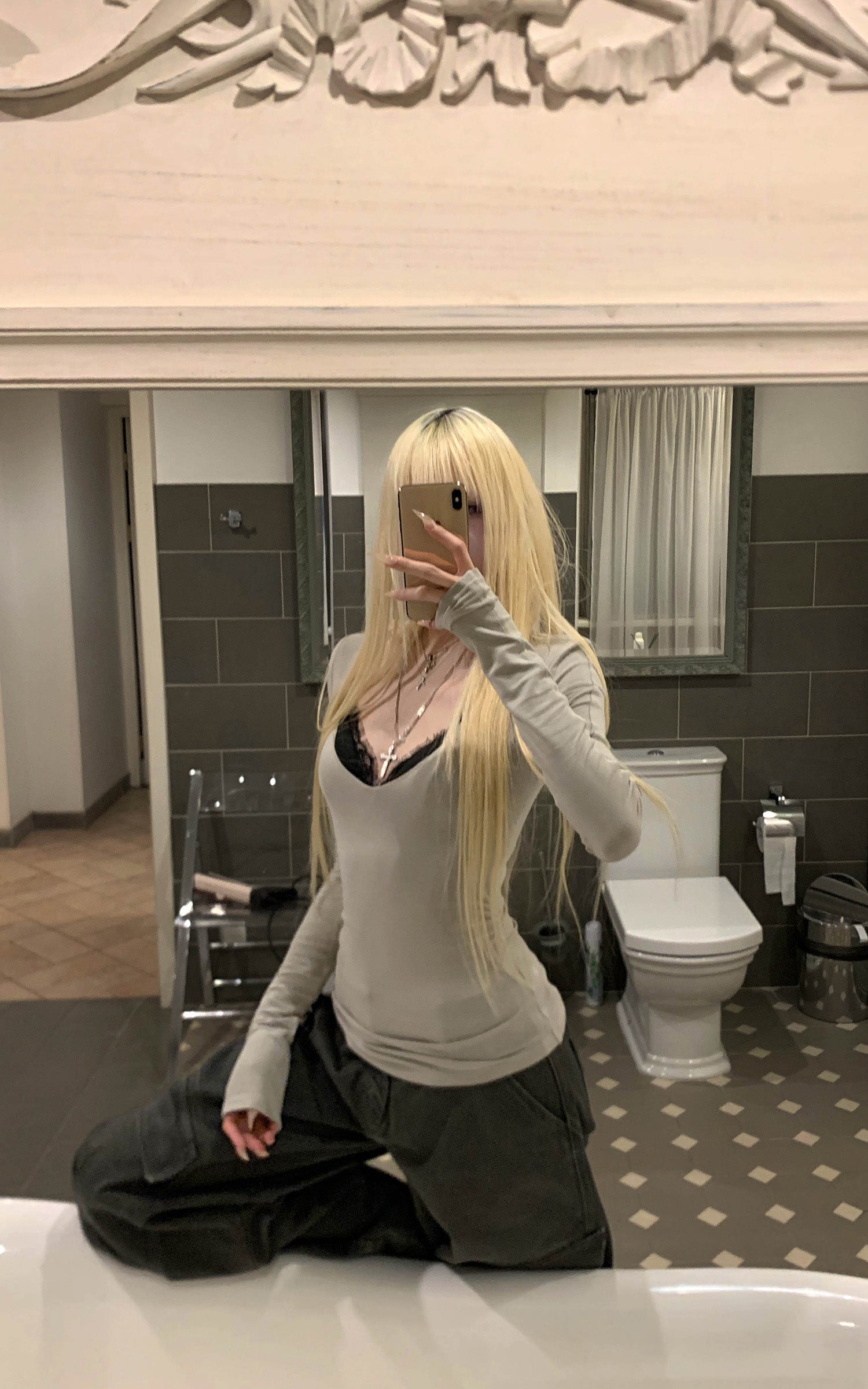 Rase le sol レーストリム付きリブ深Vネック長袖Tシャツとキャミソールセット